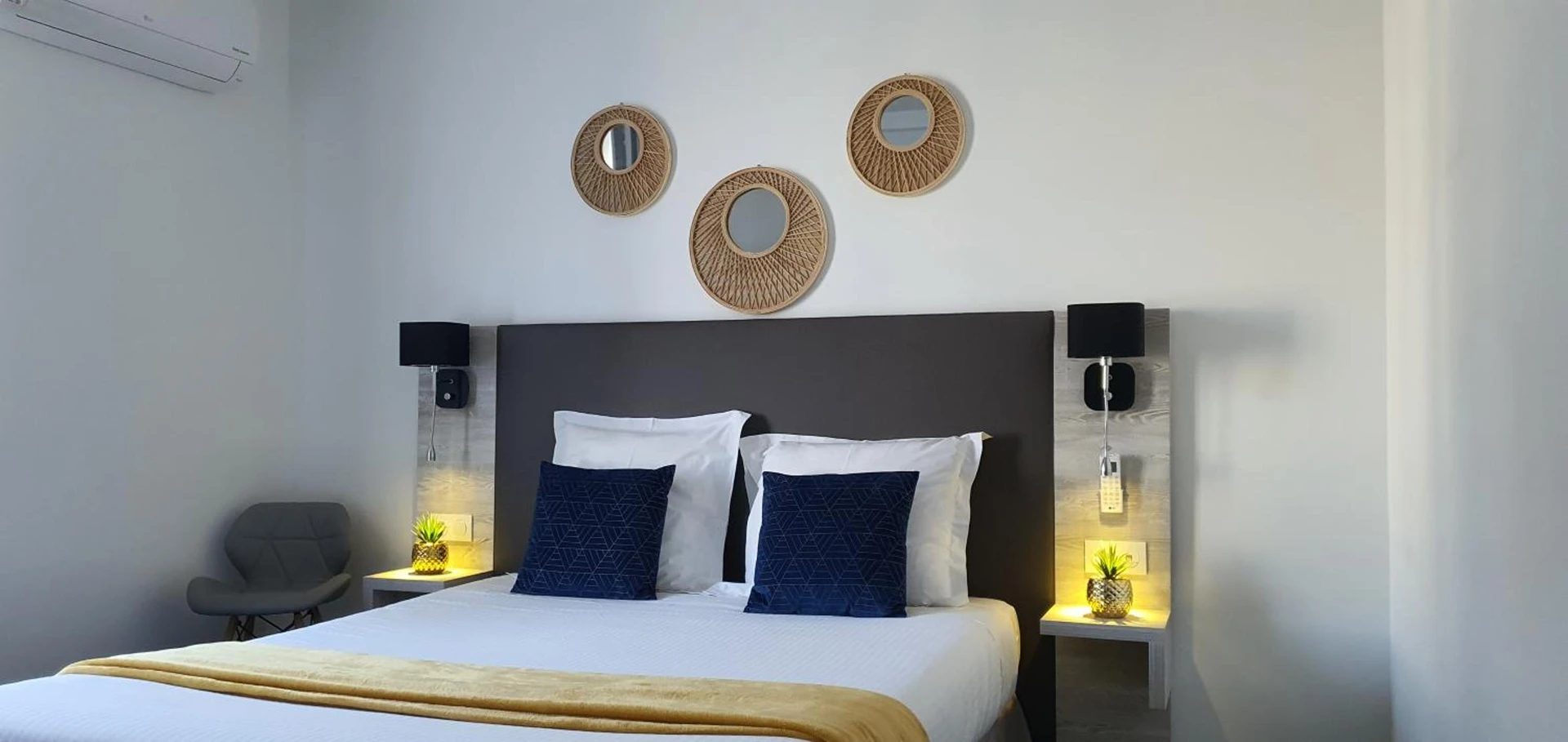 Chambre à Hôtel L'Alsace-Gare sncf - Organiser un séminaire d'entreprise à Narbonne