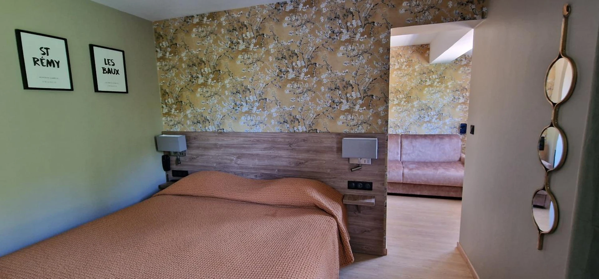 Magnifique chambre pour un séminaire d'entreprise à Hôtel l'Amandière - Saint-Rémy-de-Provence