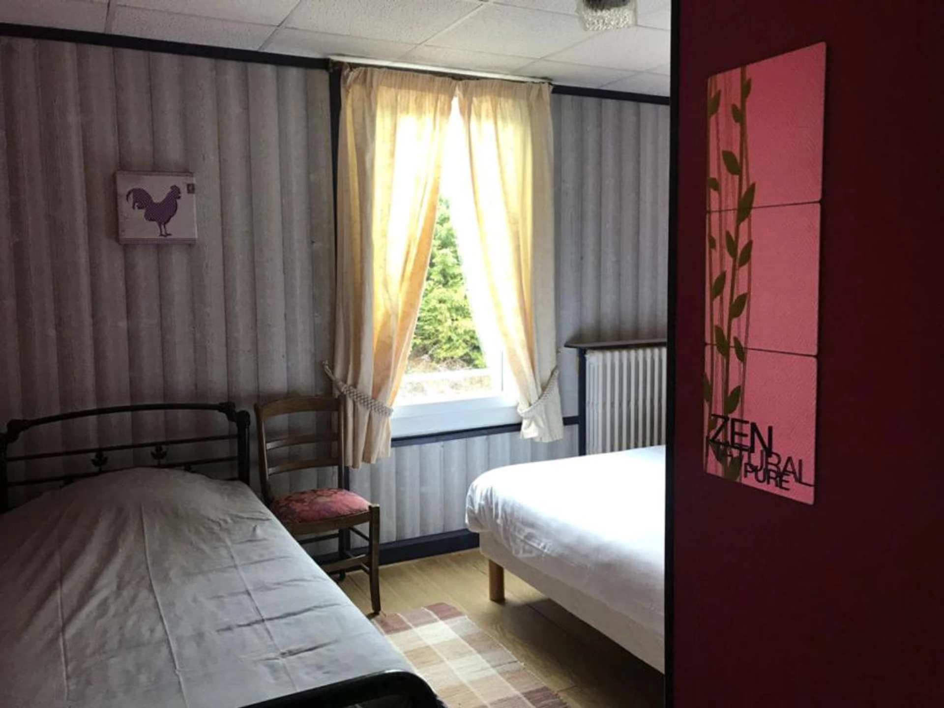 Chambre disponible pour un séminaire d'entreprise à Hôtel l'Annexe - Moux-en-Morvan