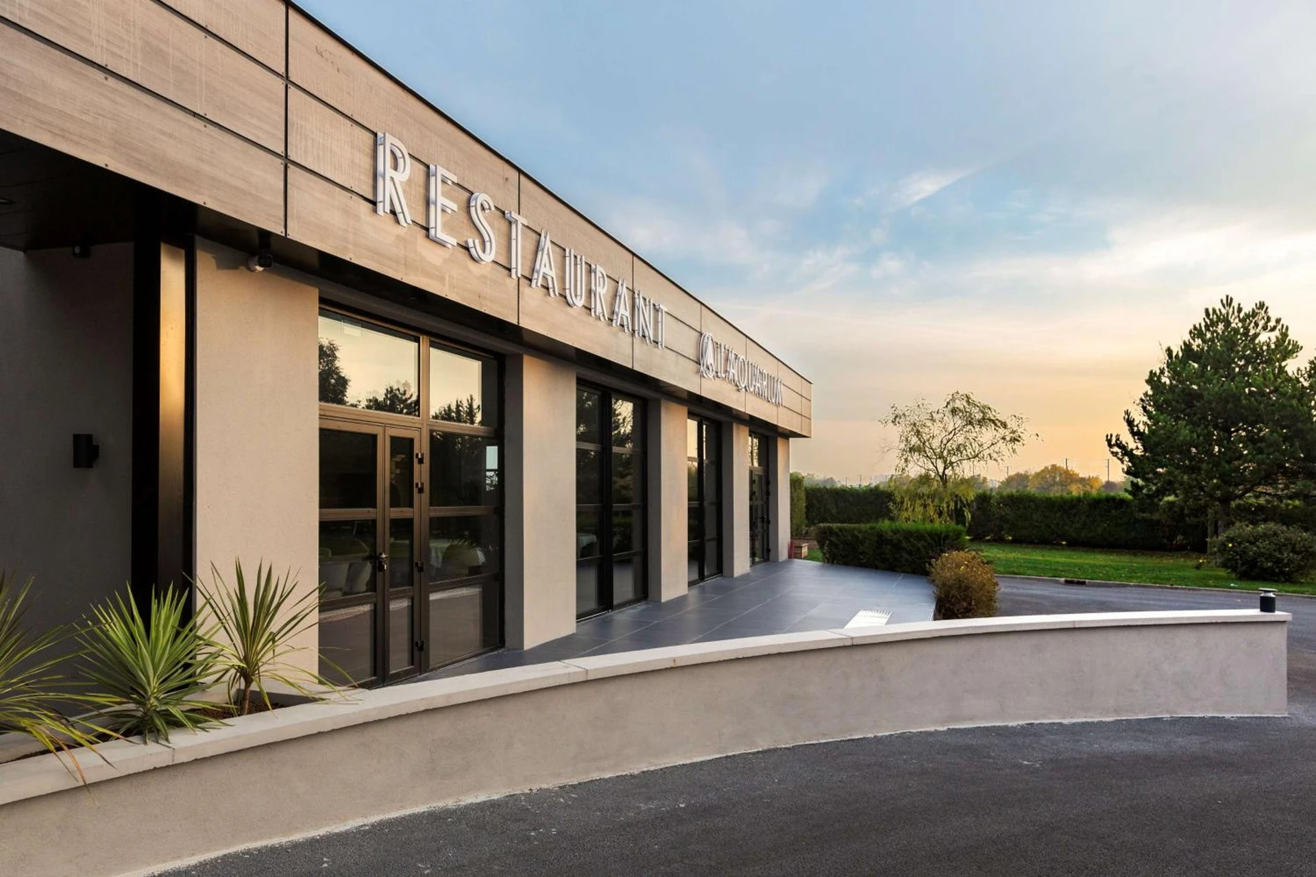 Organiser un séminaire d'entreprise : Best Western L'Aquarium Arras Nord à fresnes-les-montauban