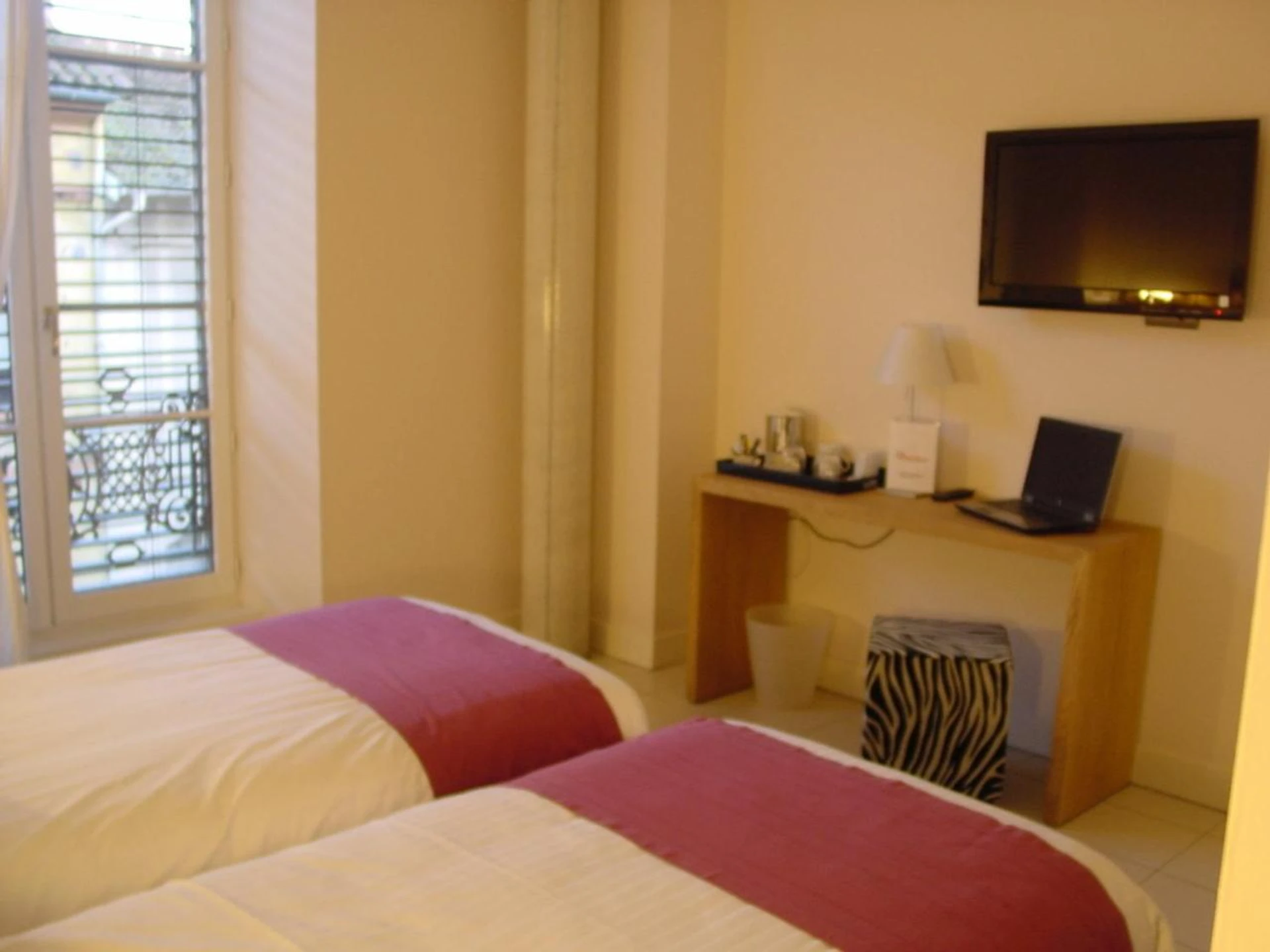 Chambre disponible pour un séminaire d'entreprise à L'Armateur - Moissac