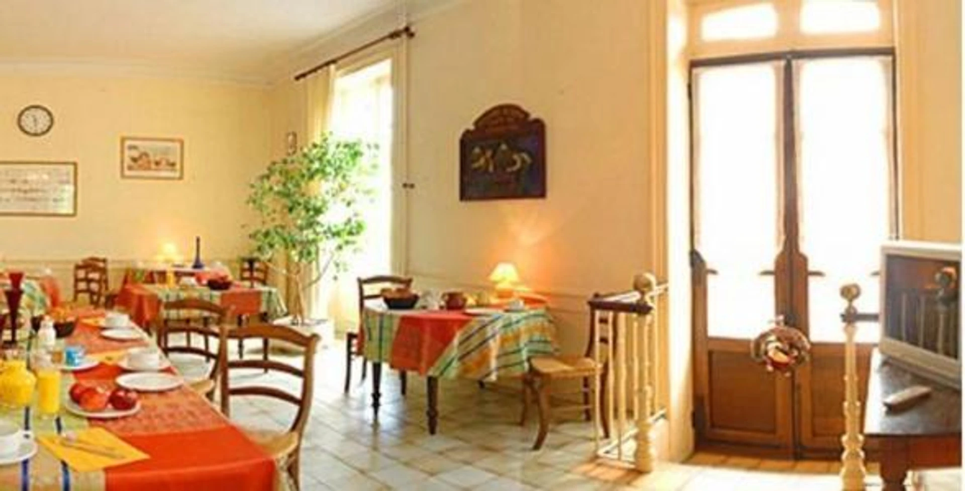 Organiser un séminaire d'entreprise : L'Hôtel L'Astrée à feurs