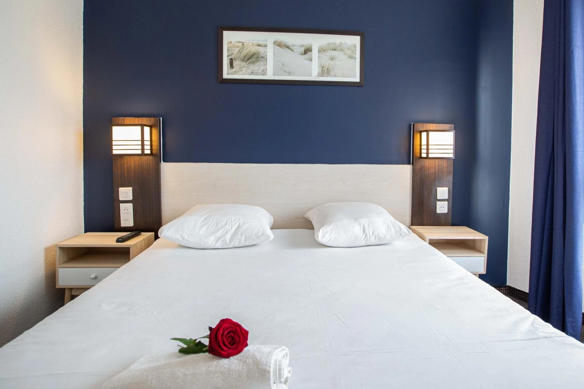 Magnifique chambre pour un séminaire d'entreprise à HOTEL l'EAUBONNE - Eaubonne
