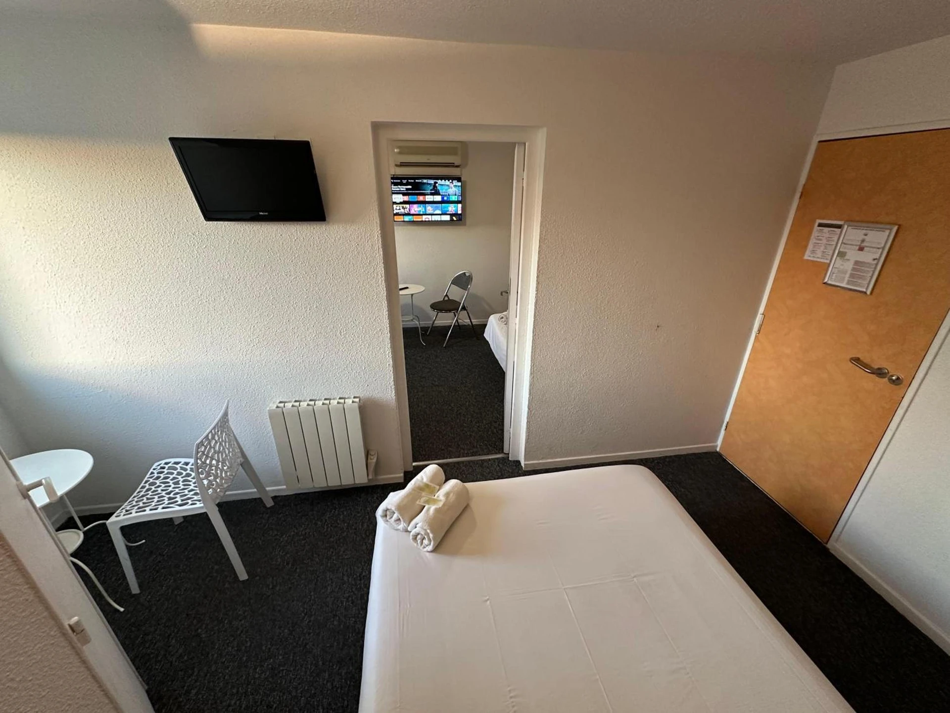 Chambre disponible pour un séminaire d'entreprise à L'Escale d'Alès HOTEL - Alès