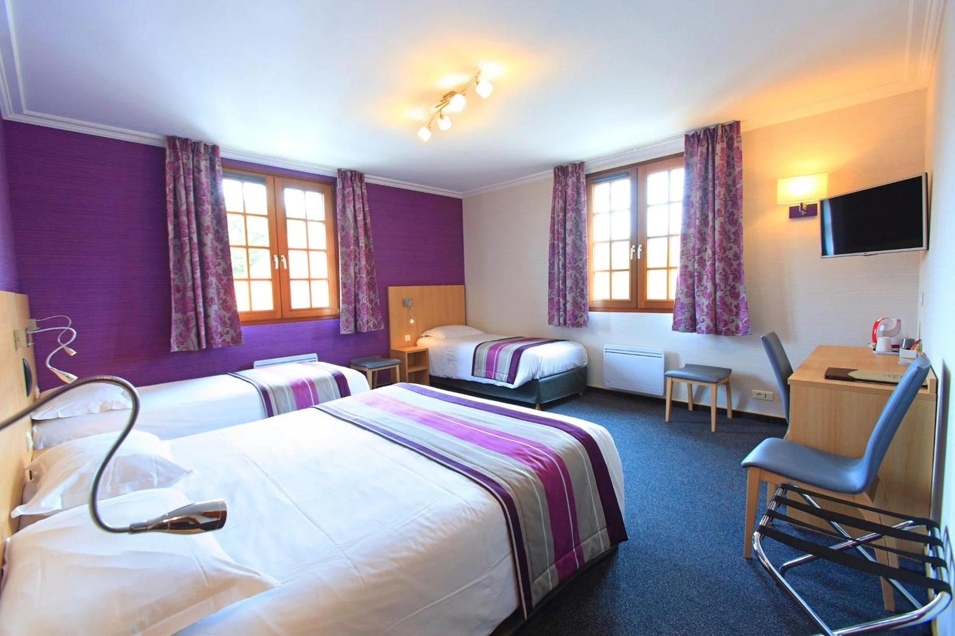 Chambre disponible pour un séminaire d'entreprise à Hôtel L'Escale - Piscine & SPA - Escalles