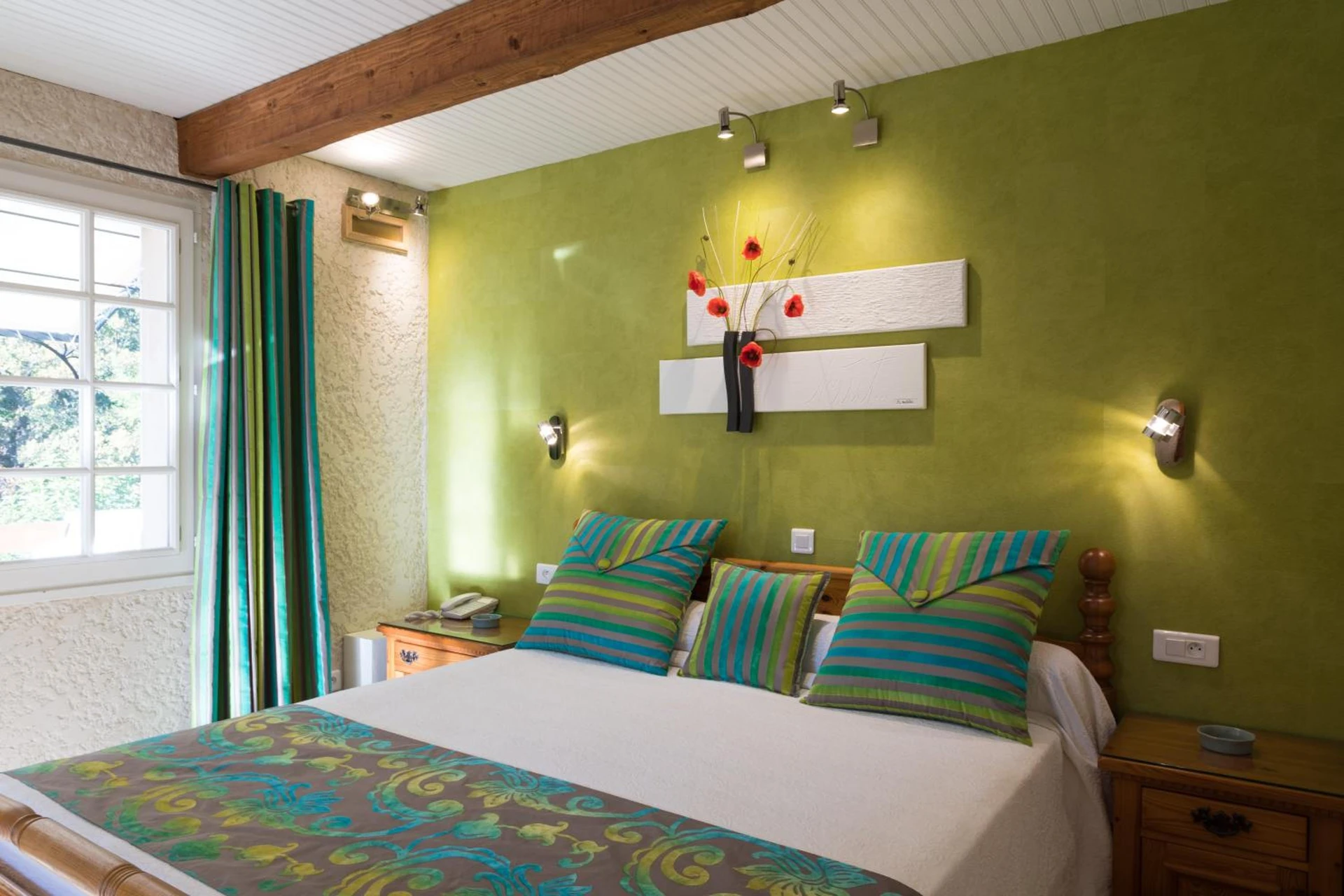 Magnifique chambre pour un séminaire d'entreprise à L' Escapade Hôtel & Restaurant - Le Pradet