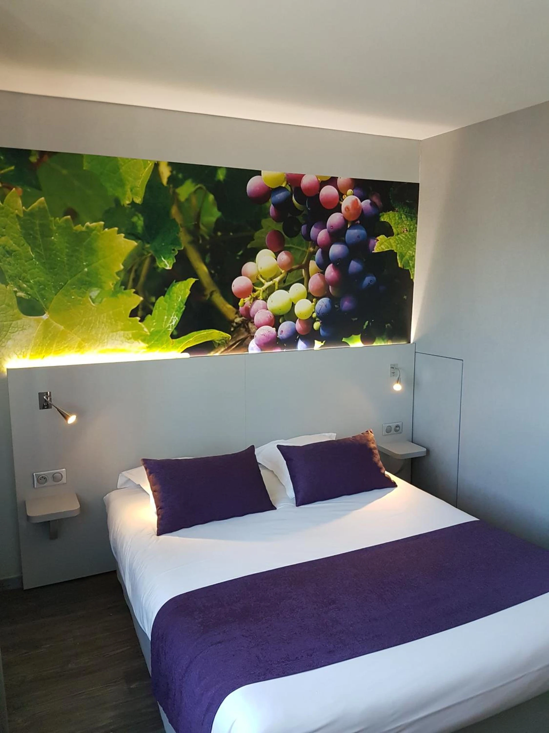 Magnifique chambre pour un séminaire d'entreprise à LOGIS Hotel l'Escargotière Dijon Sud - Chenove - Chenôve