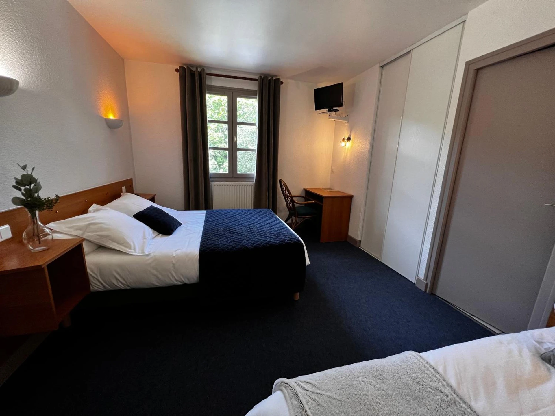 Chambre disponible pour un séminaire d'entreprise à L'Escoundillou - Saint-Jacques-des-Blats