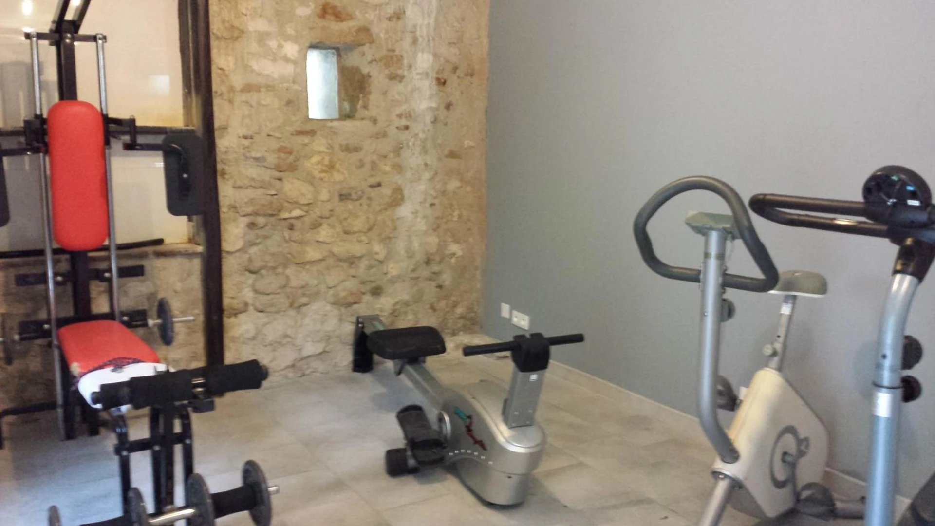 Organiser un séminaire d'entreprise : Logis Hotel Restaurant L'Esquielle à saint-genies-de-malgoires
