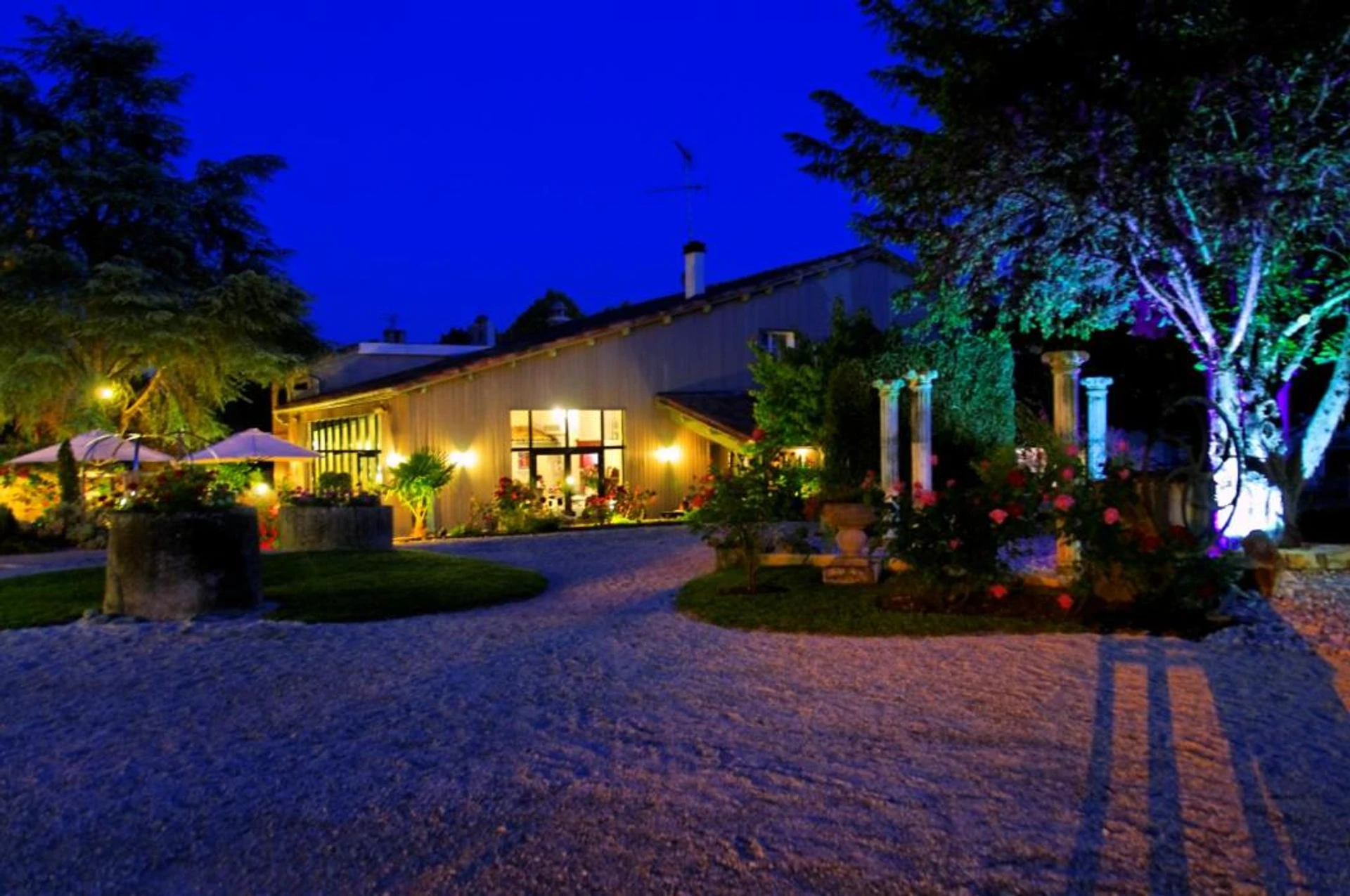Organiser un séminaire d'entreprise : Logis Hôtel Restaurant L'Essille à bassac
