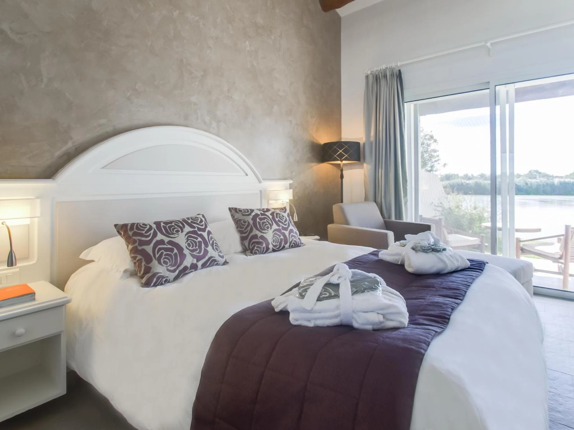 Chambre disponible pour un séminaire d'entreprise à Hôtel L' Estelle en Camargue - Les Saintes-Maries-de-la-Mer