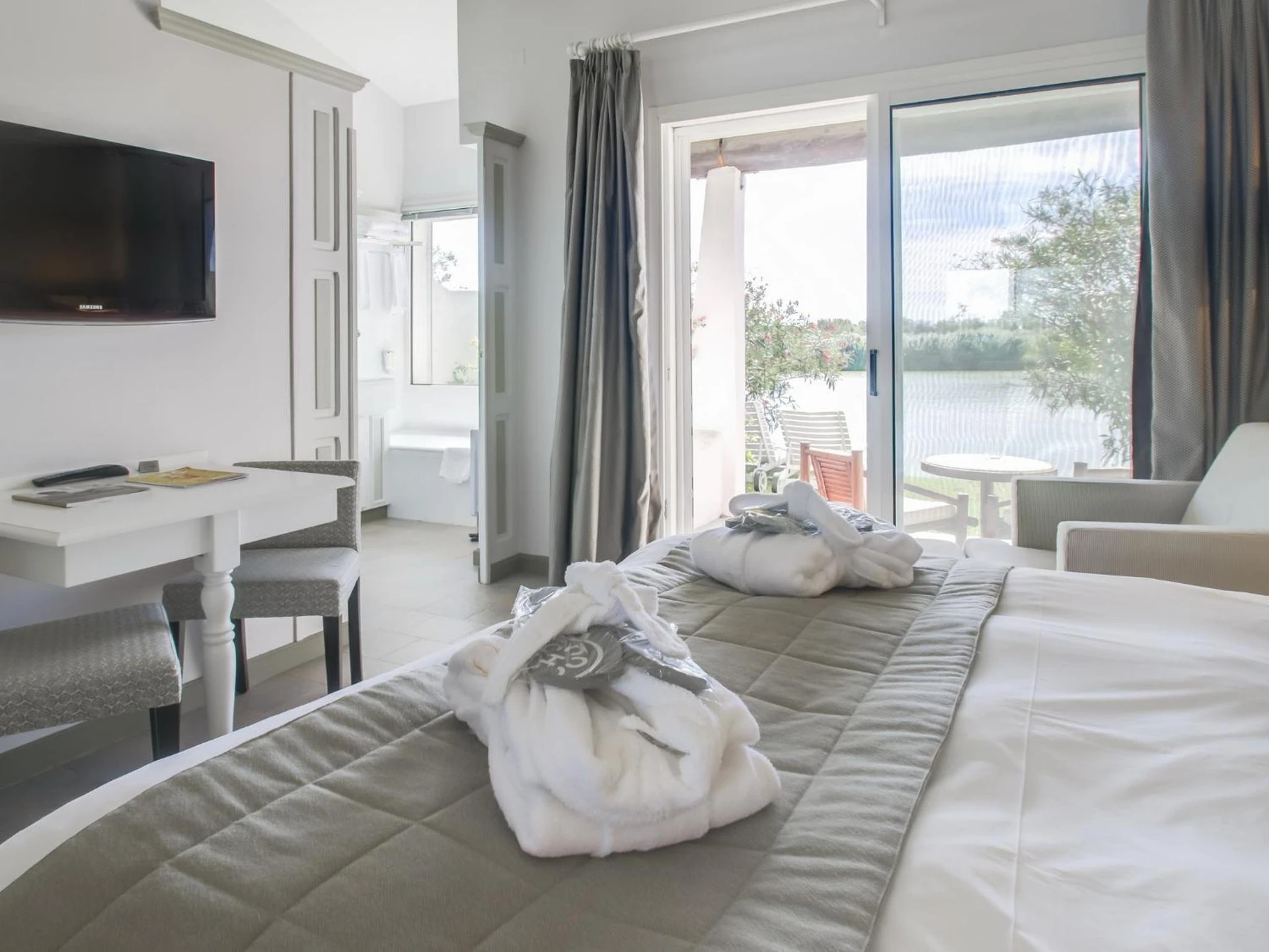 Chambre disponible pour un séminaire d'entreprise à Hôtel L' Estelle en Camargue - Les Saintes-Maries-de-la-Mer