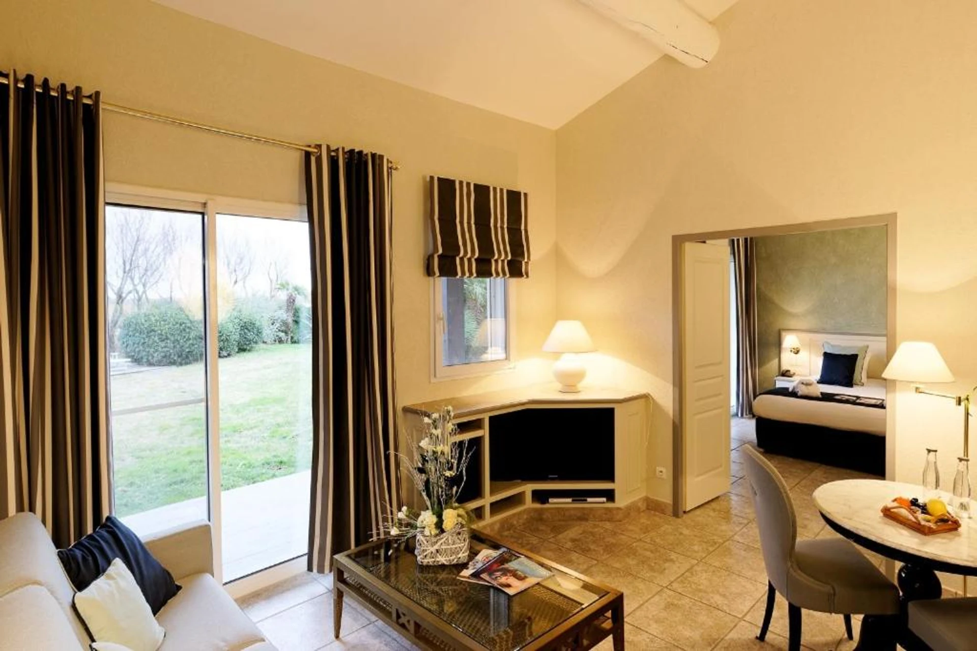 Magnifique chambre pour un séminaire d'entreprise à Hôtel L' Estelle en Camargue - Les Saintes-Maries-de-la-Mer