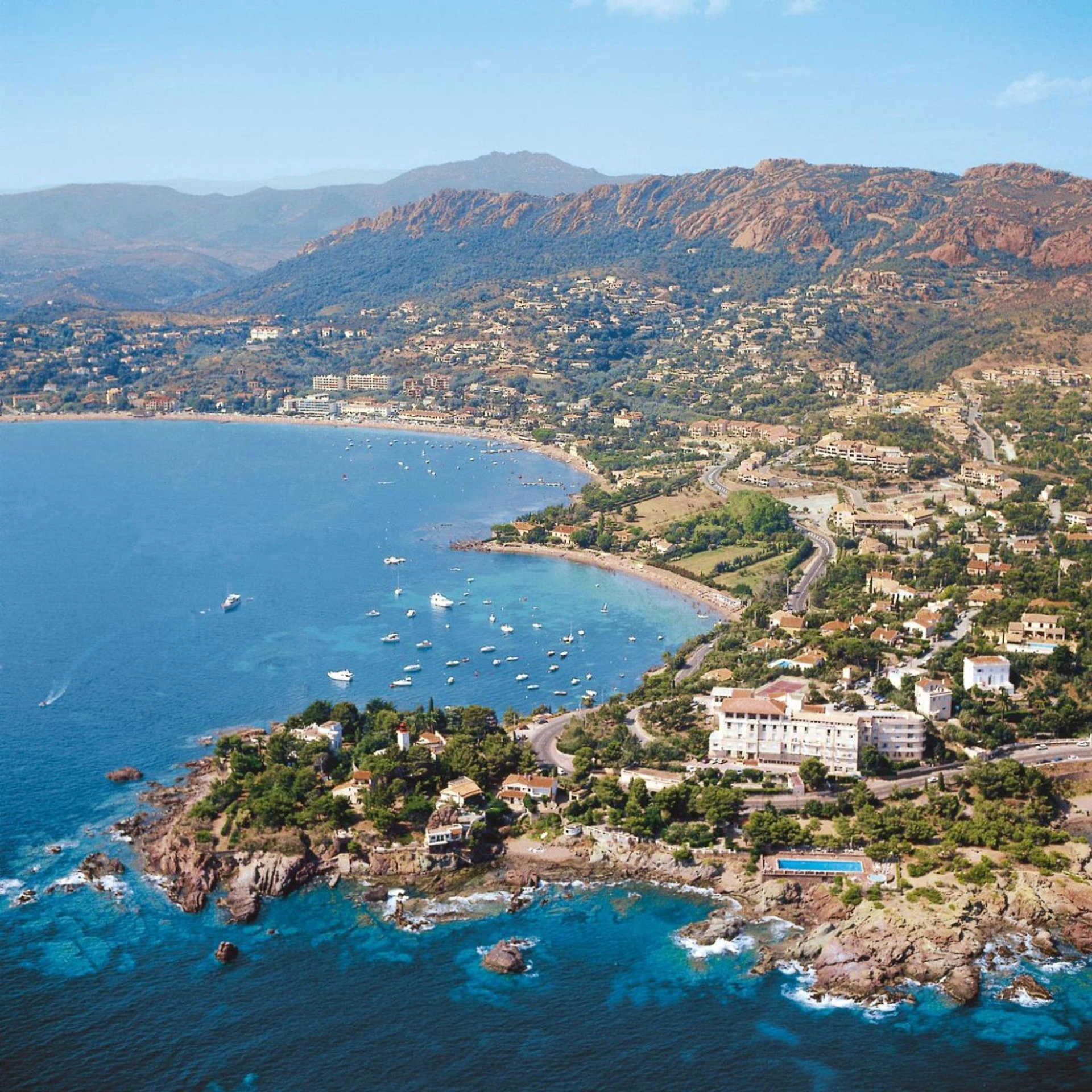Organiser un séminaire d'entreprise : Logis Hotel l'Esterella à agay