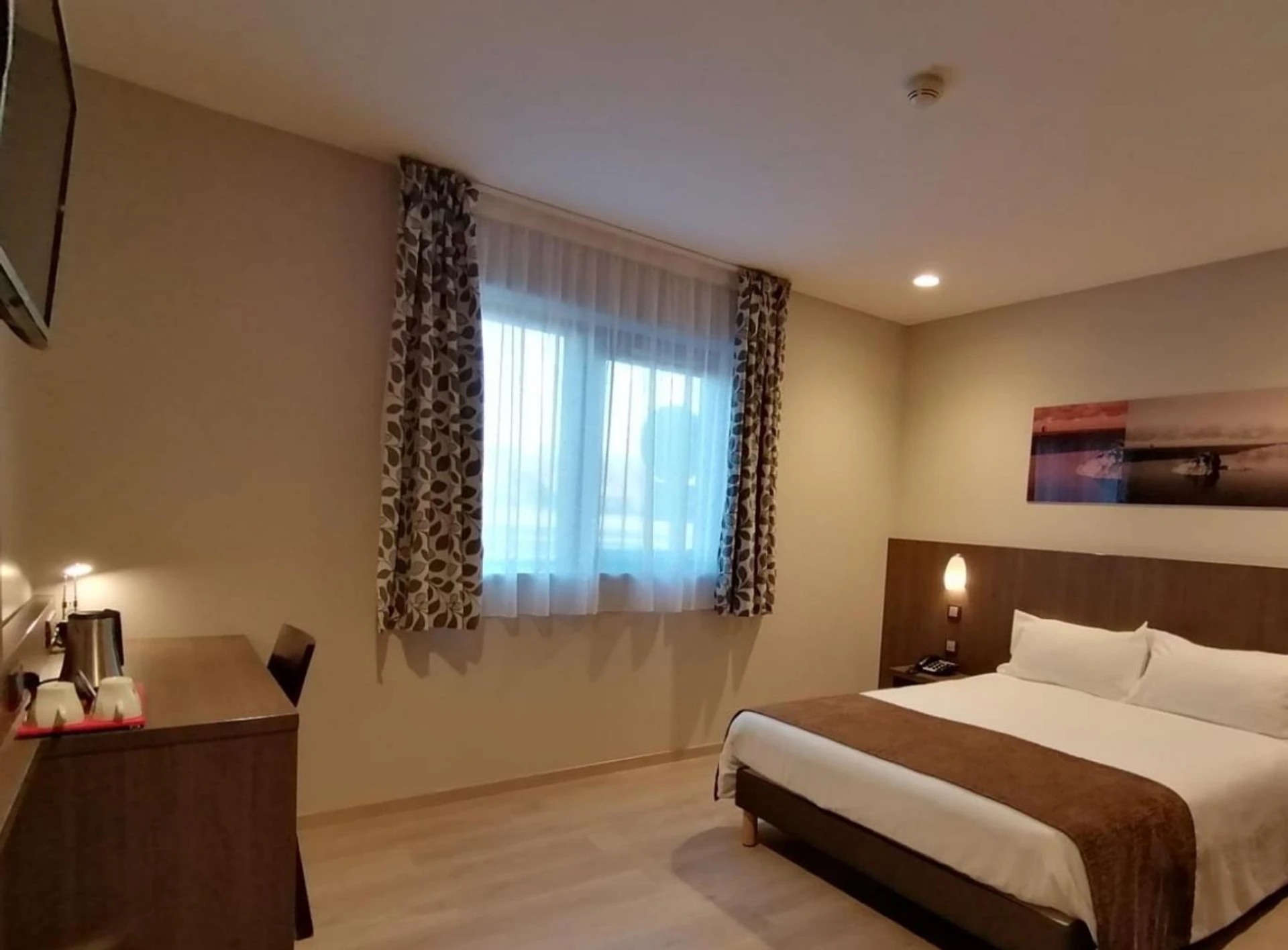 Chambre disponible pour un séminaire d'entreprise à The Originals City, L'Haut' Aile, Coquelles-Calais Tunnel s/Manche L'HAUTAILE - Coquelles