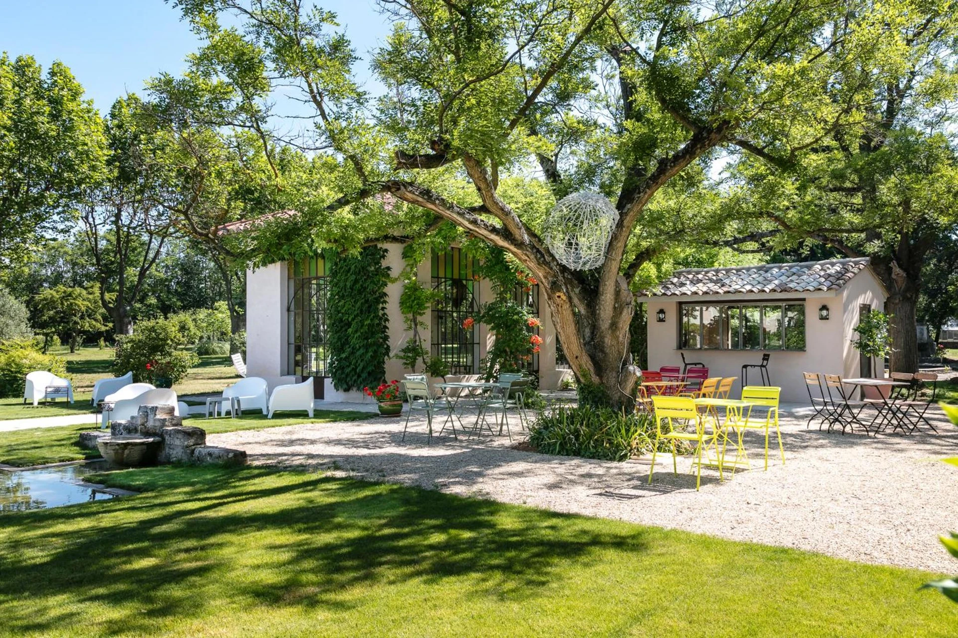 Organiser un séminaire d'entreprise : Demeures et Châteaux Hôtel L'Hermitage à pernes-les-fontaines