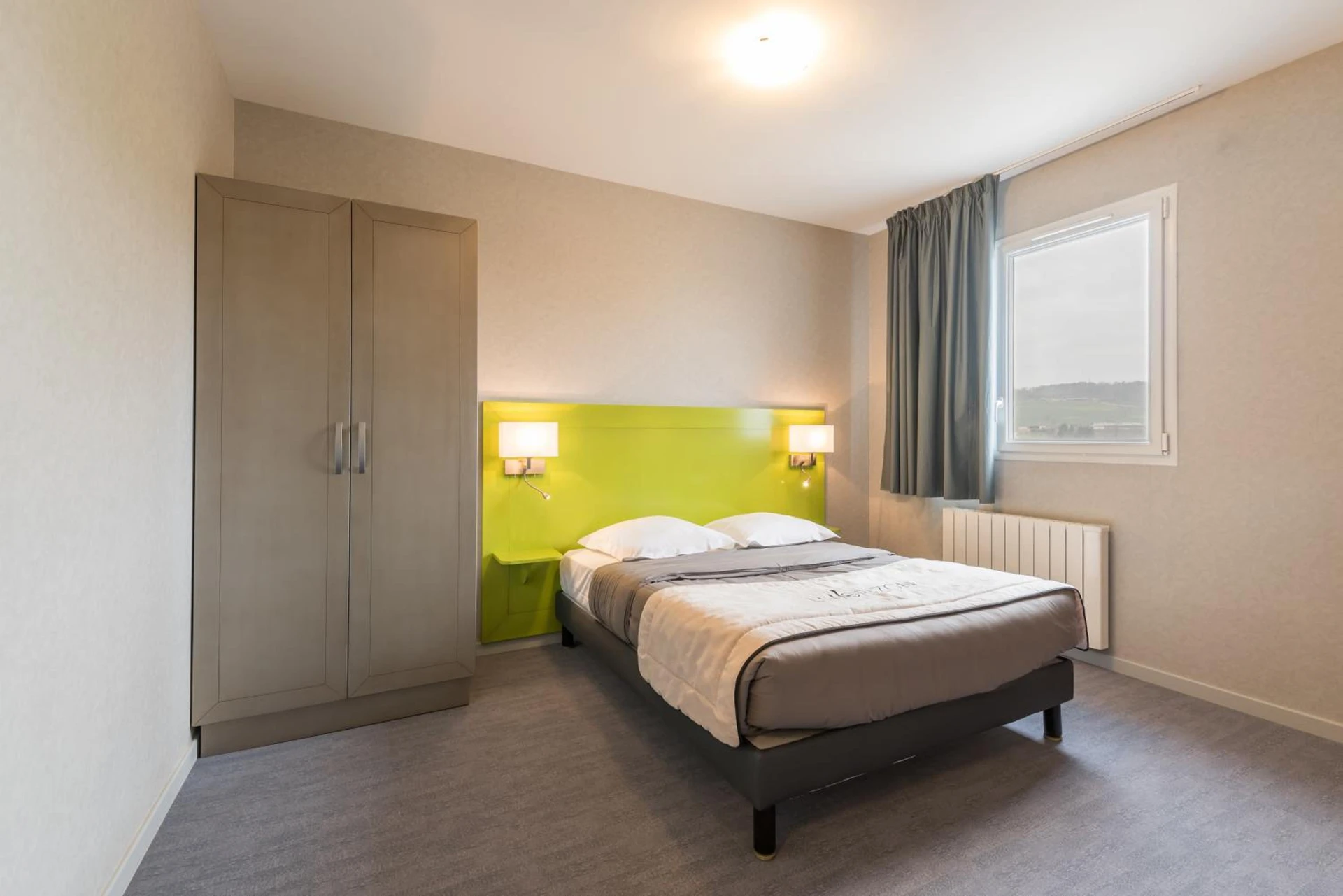 Chambre disponible pour un séminaire d'entreprise à Hôtel L'Horizon - Restaurant La Fougassette - Saint-Symphorien-sur-Coise
