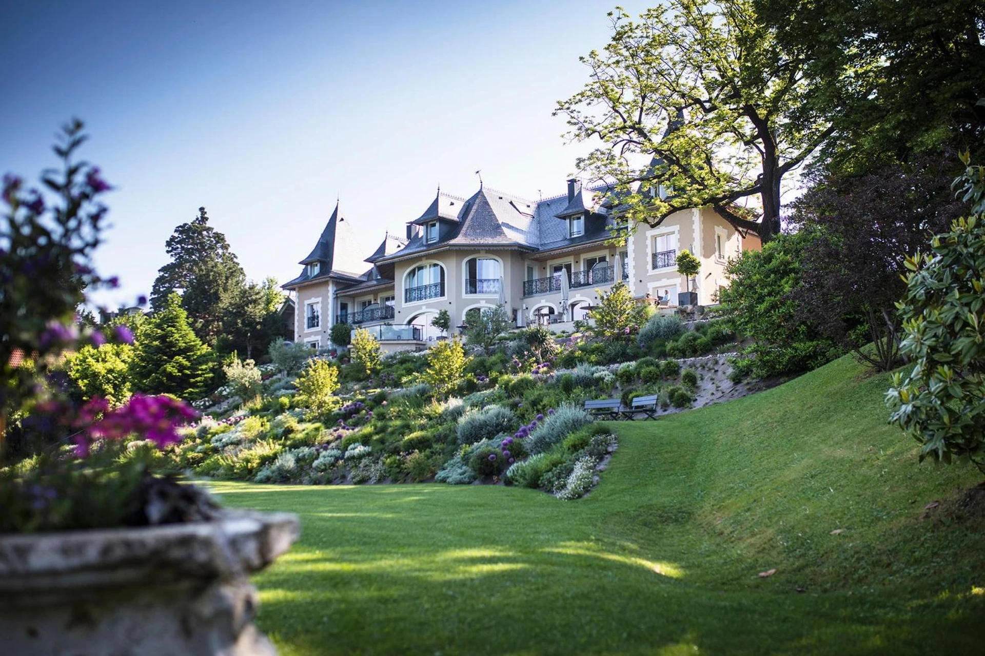 Organiser un séminaire d'entreprise : Hôtel L'Incomparable by Les Etincelles à tresserve