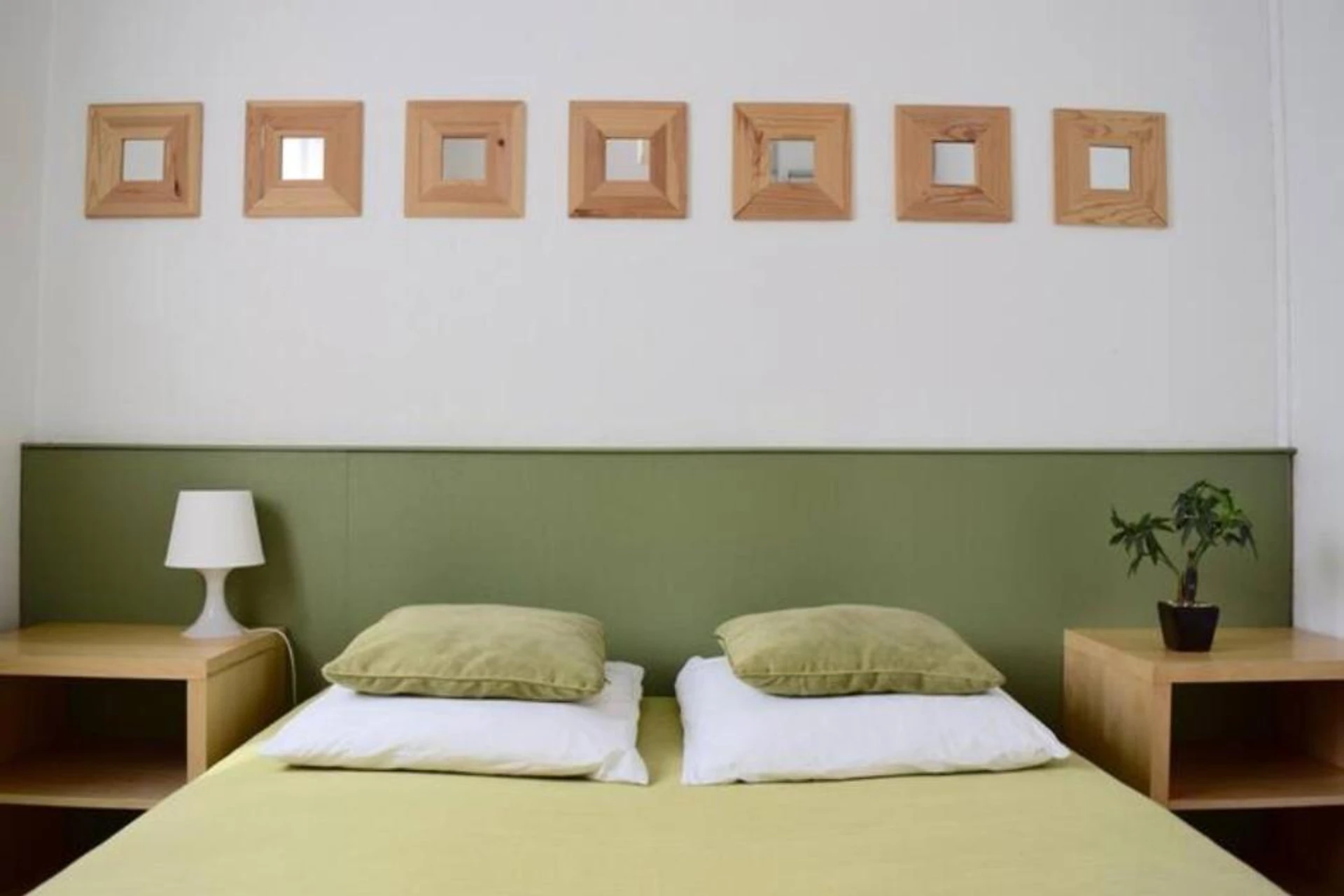 Chambre disponible pour un séminaire d'entreprise à Hotel L'Orangeraie - Le Lavandou