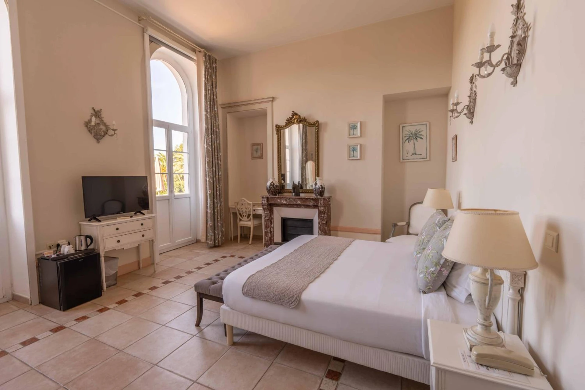 Magnifique chambre pour un séminaire d'entreprise à Hôtel l'Orangeraie - La Croix-Valmer