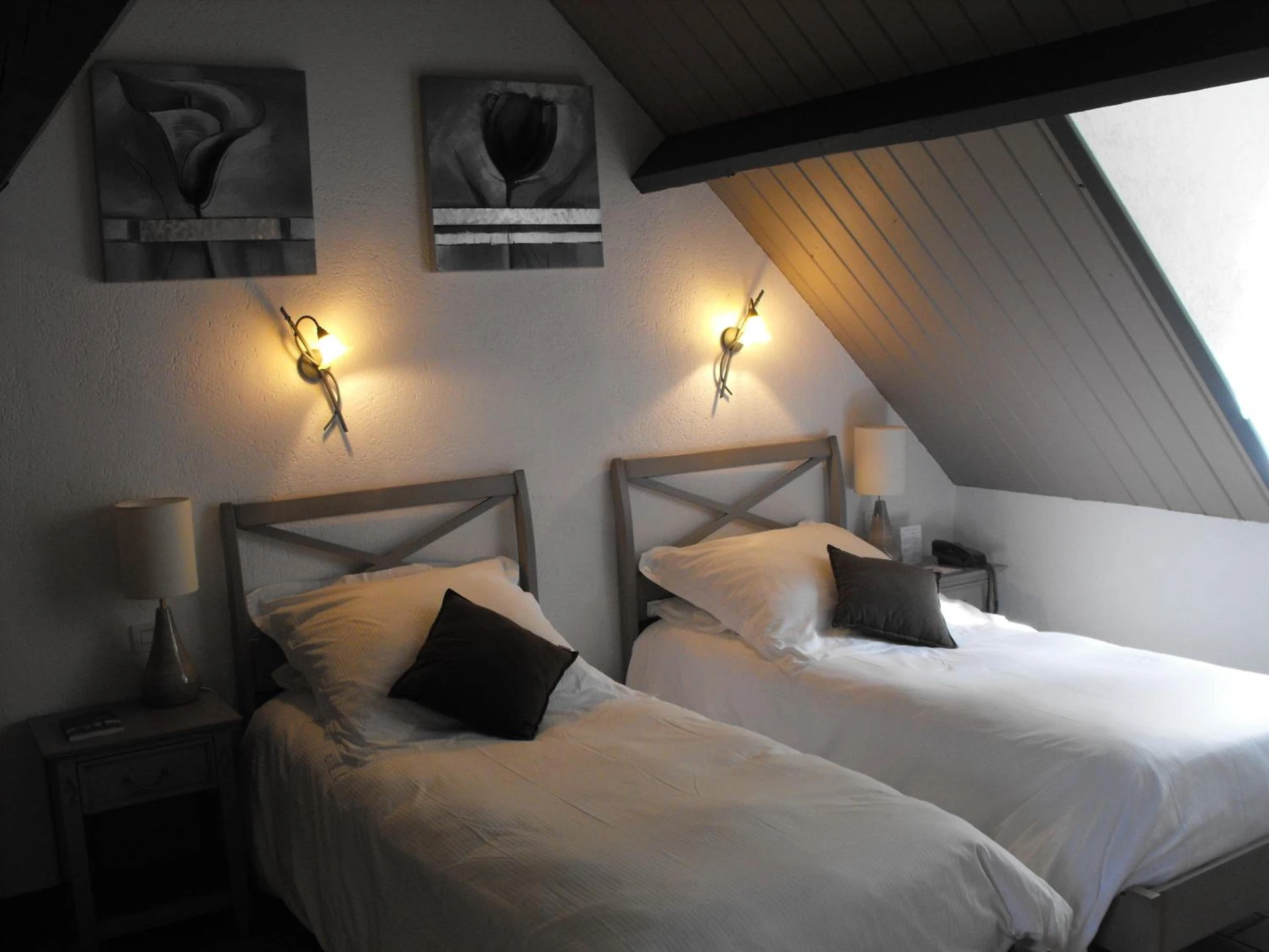 Magnifique chambre pour un séminaire d'entreprise à L'Orée des Chênes, The Originals Relais - La Ferté-Saint-Aubin
