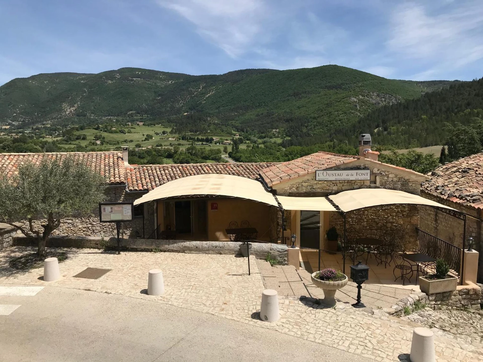 Organiser un séminaire d'entreprise : Hotel L'Oustau de la Font à reilhanette