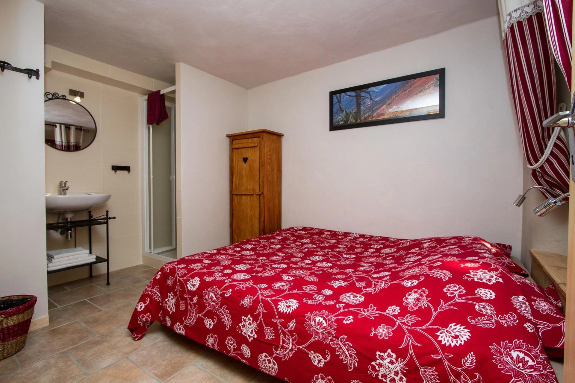 Chambre disponible pour un séminaire d'entreprise à La Baïta Du Loup - Saint-Véran