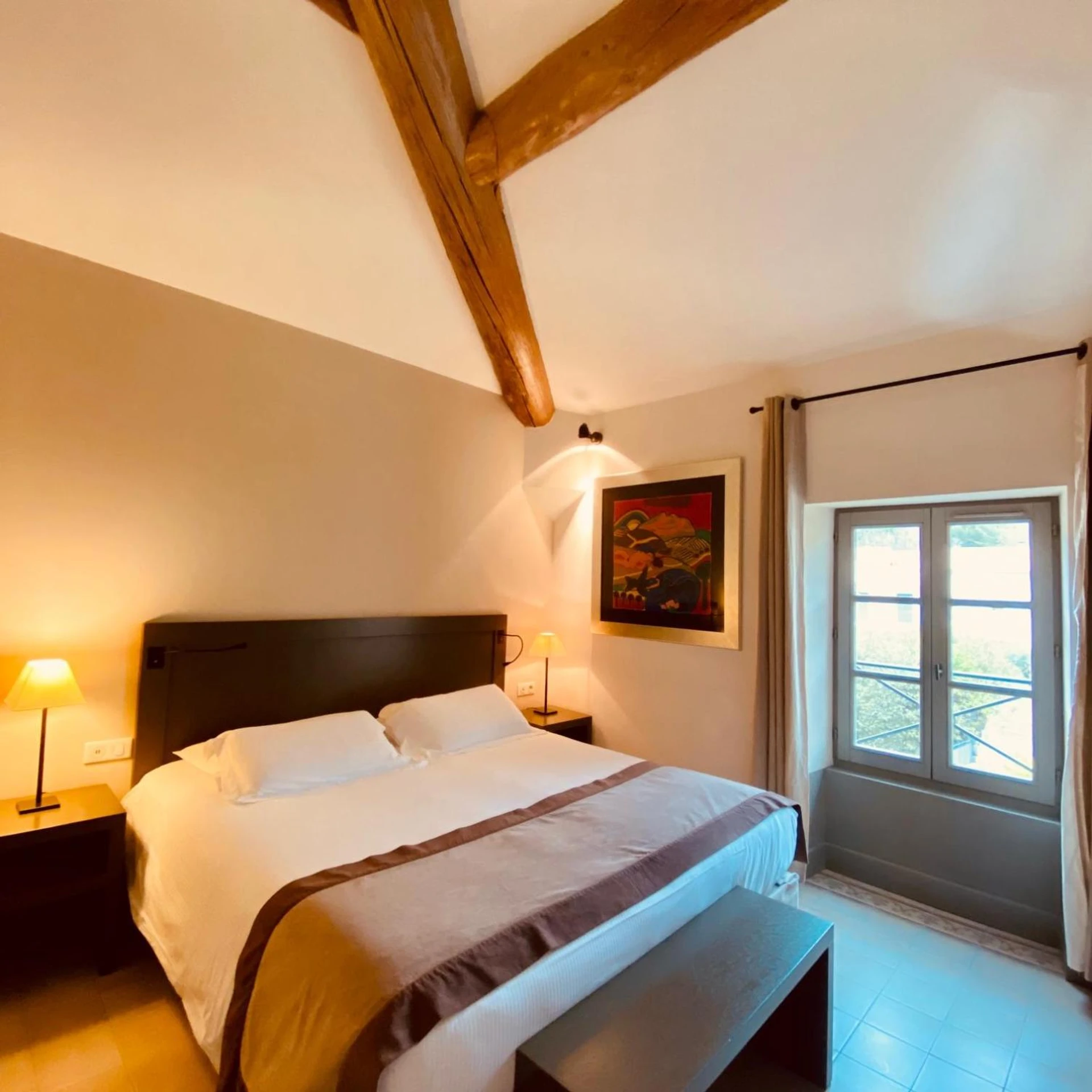 Magnifique chambre pour un séminaire d'entreprise à La Bastide de Boulbon - Boulbon