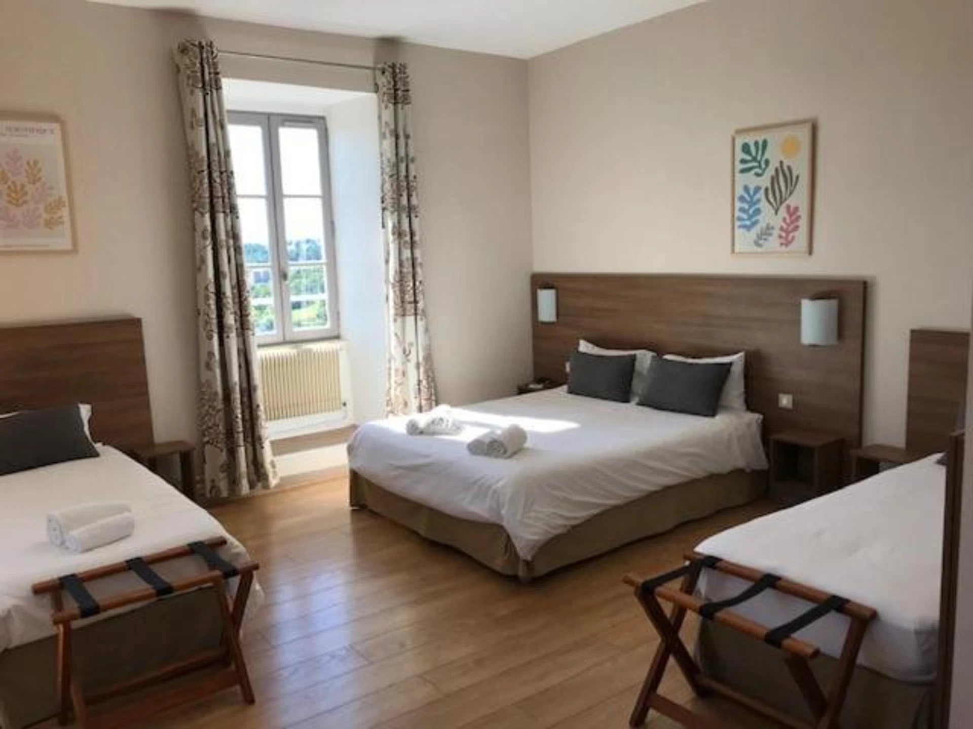 Chambre disponible pour un séminaire d'entreprise à La Bastide de Sanilhac - Sanilhac