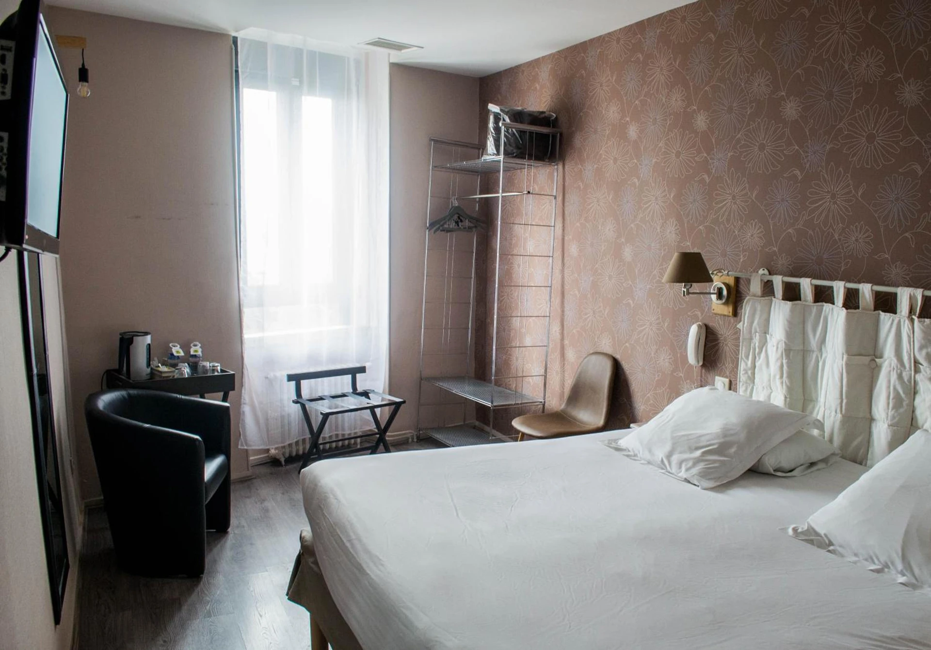 Chambre disponible pour un séminaire d'entreprise à Logis Hôtel La Bastide des Oliviers - Monflanquin