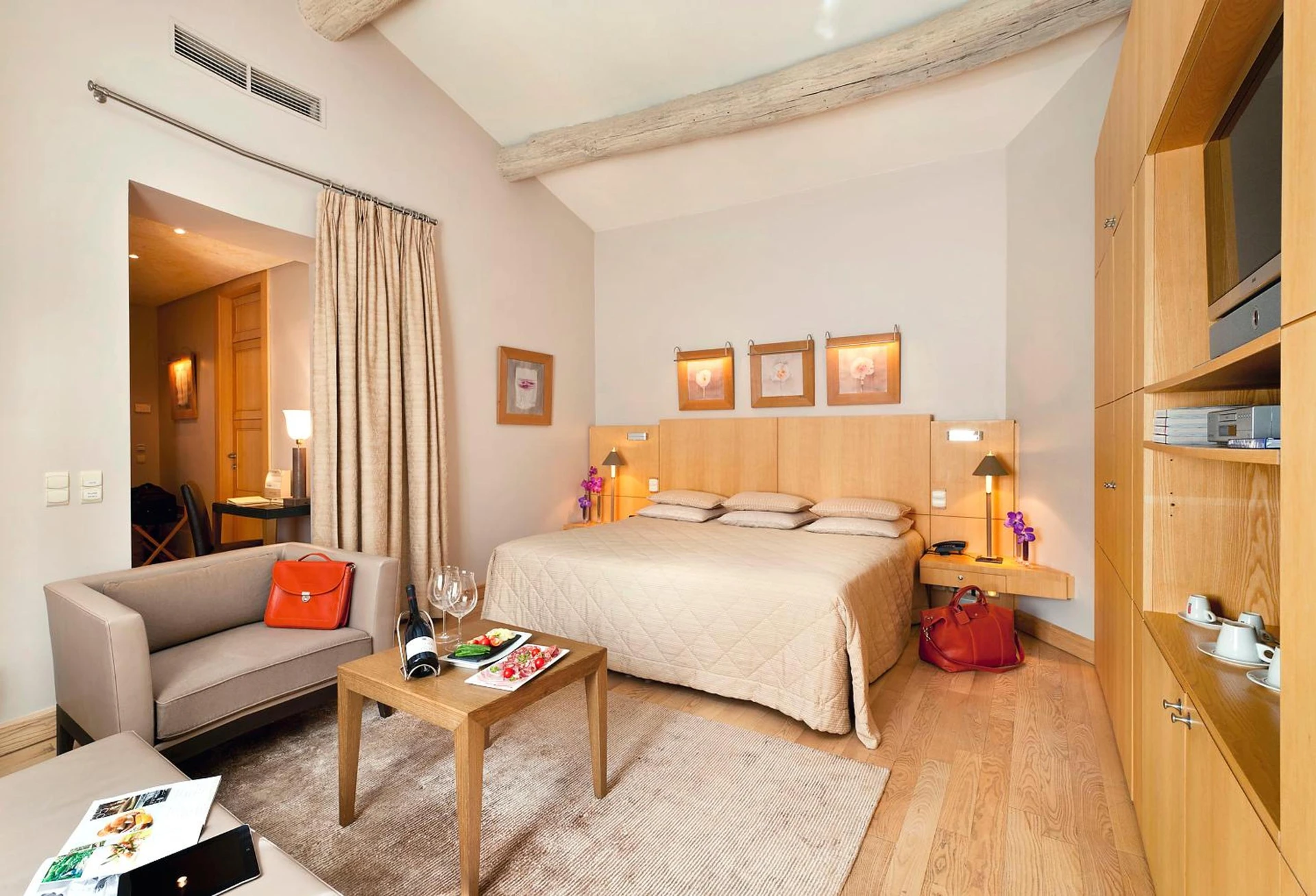 Magnifique chambre pour un séminaire d'entreprise à Bastide Saint Antoine - Relais & Châteaux - Grasse