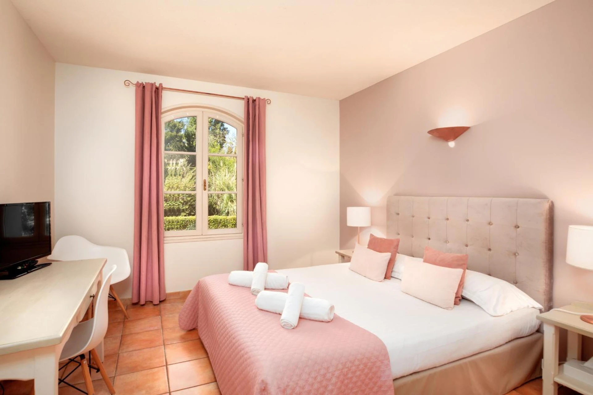 Chambre disponible pour un séminaire d'entreprise à Hôtel La Bastide Saint Martin - Carcassonne