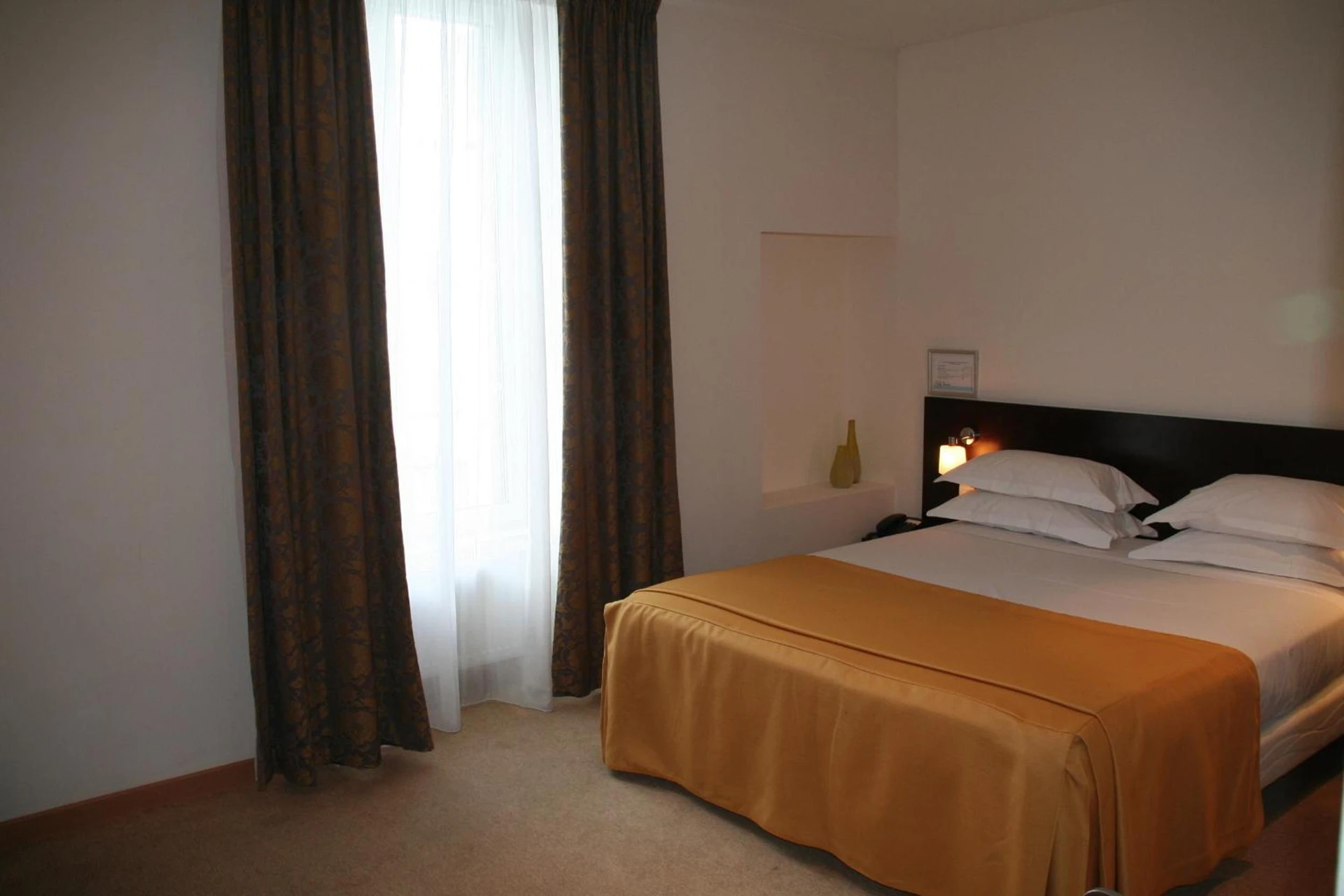 Magnifique chambre pour un séminaire d'entreprise à Hotel La Beauze - Aubusson