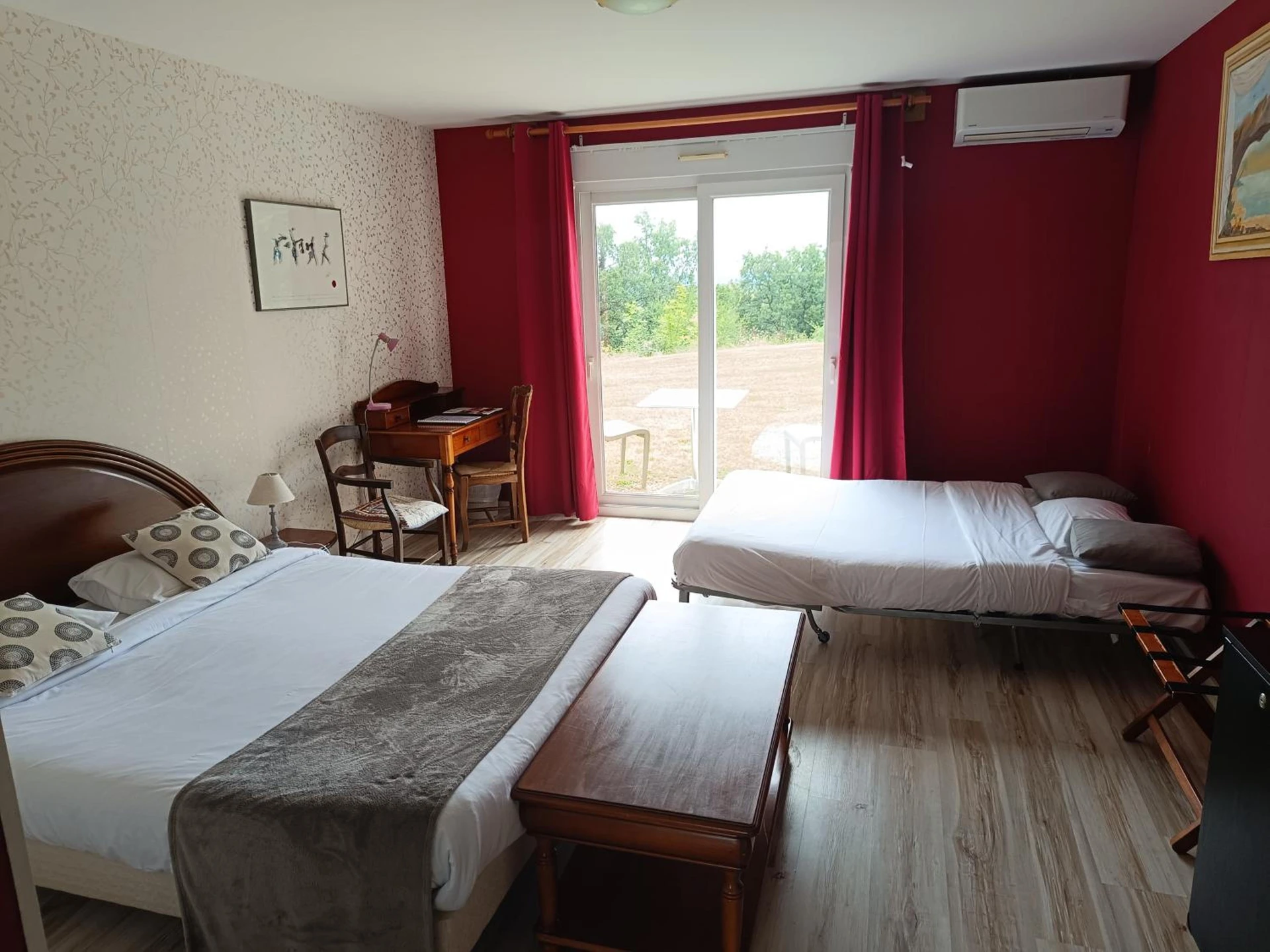 Magnifique chambre pour un séminaire d'entreprise à Logis Hotel La Bergerie Hôtel 3 étoiles Restaurant savoureux - Saint-Pierre-Lafeuille