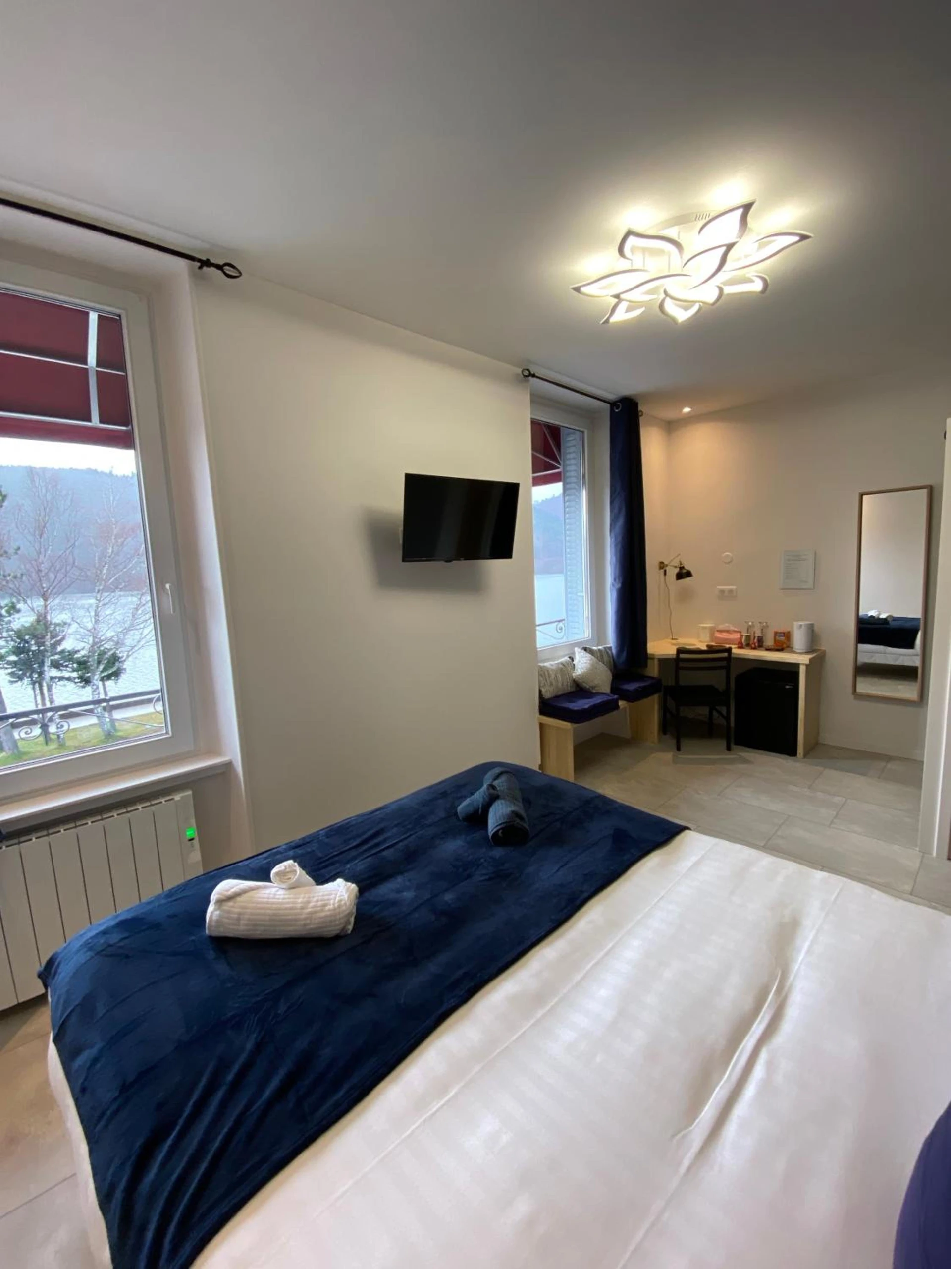 Organiser un séminaire d'entreprise : Hôtel La bonne hôtesse à chambon-sur-lac