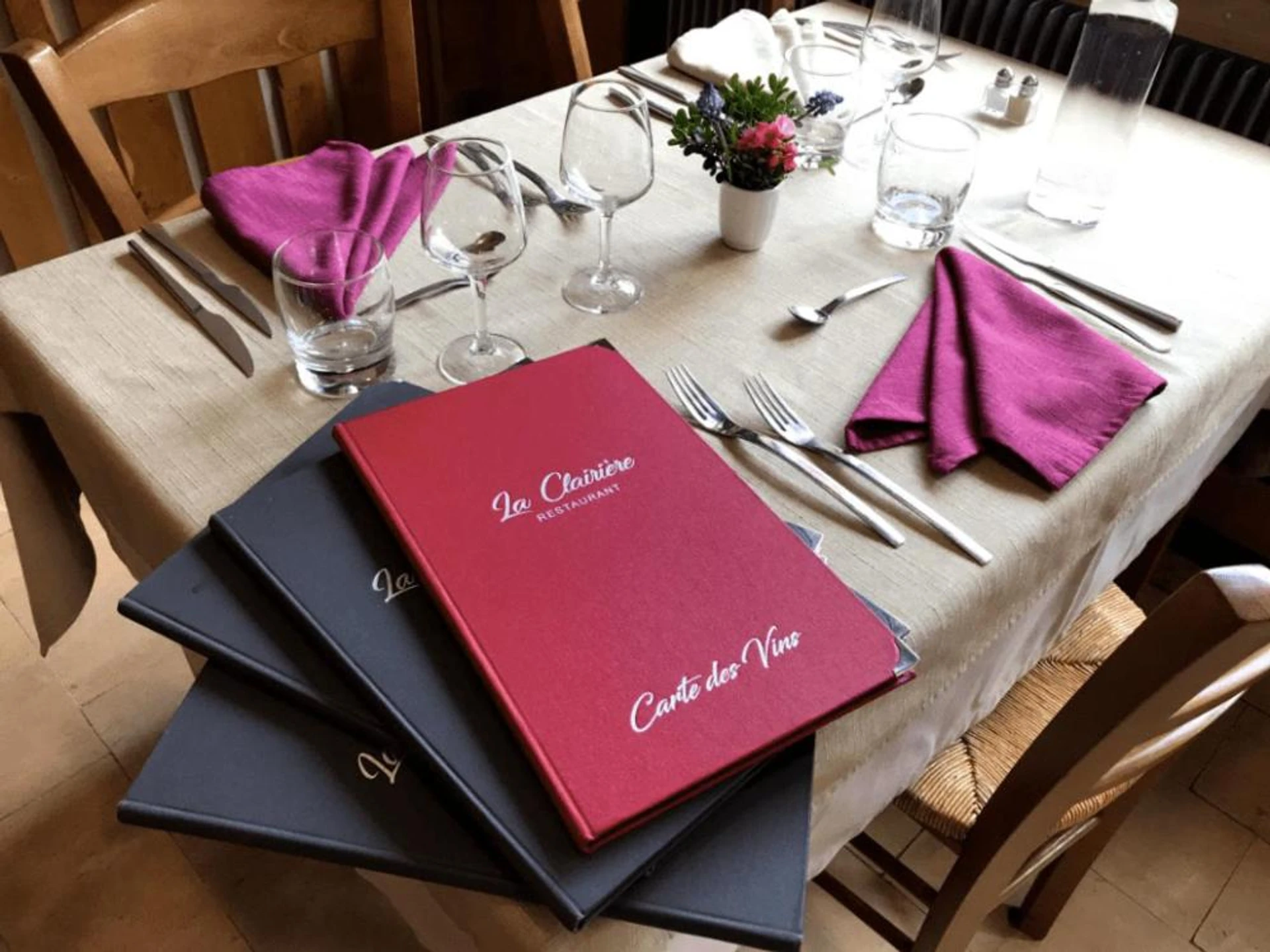 Organiser un séminaire d'entreprise : Hôtel La Clairière à chambon-sur-dolore