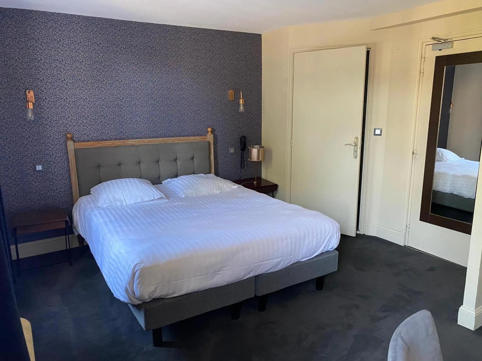 Magnifique chambre pour un séminaire d'entreprise à The Originals Boutique, Hôtel La Colonne de Bronze, Saint-Valéry-sur-Somme - Saint-Valery-sur-Somme