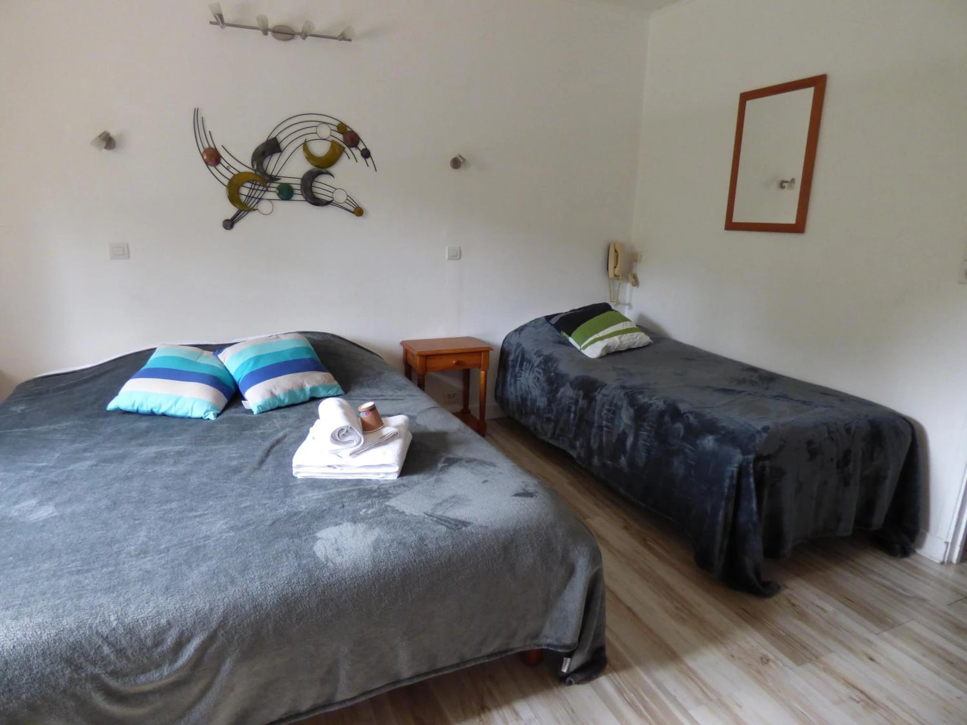 Chambre disponible pour un séminaire d'entreprise à Logis Hôtels La Crémaillère - Saint-Bonnet-en-Champsaur
