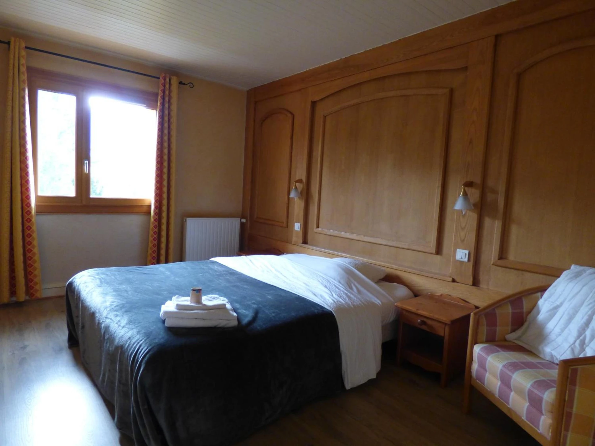 Magnifique chambre pour un séminaire d'entreprise à Logis Hôtels La Crémaillère - Saint-Bonnet-en-Champsaur