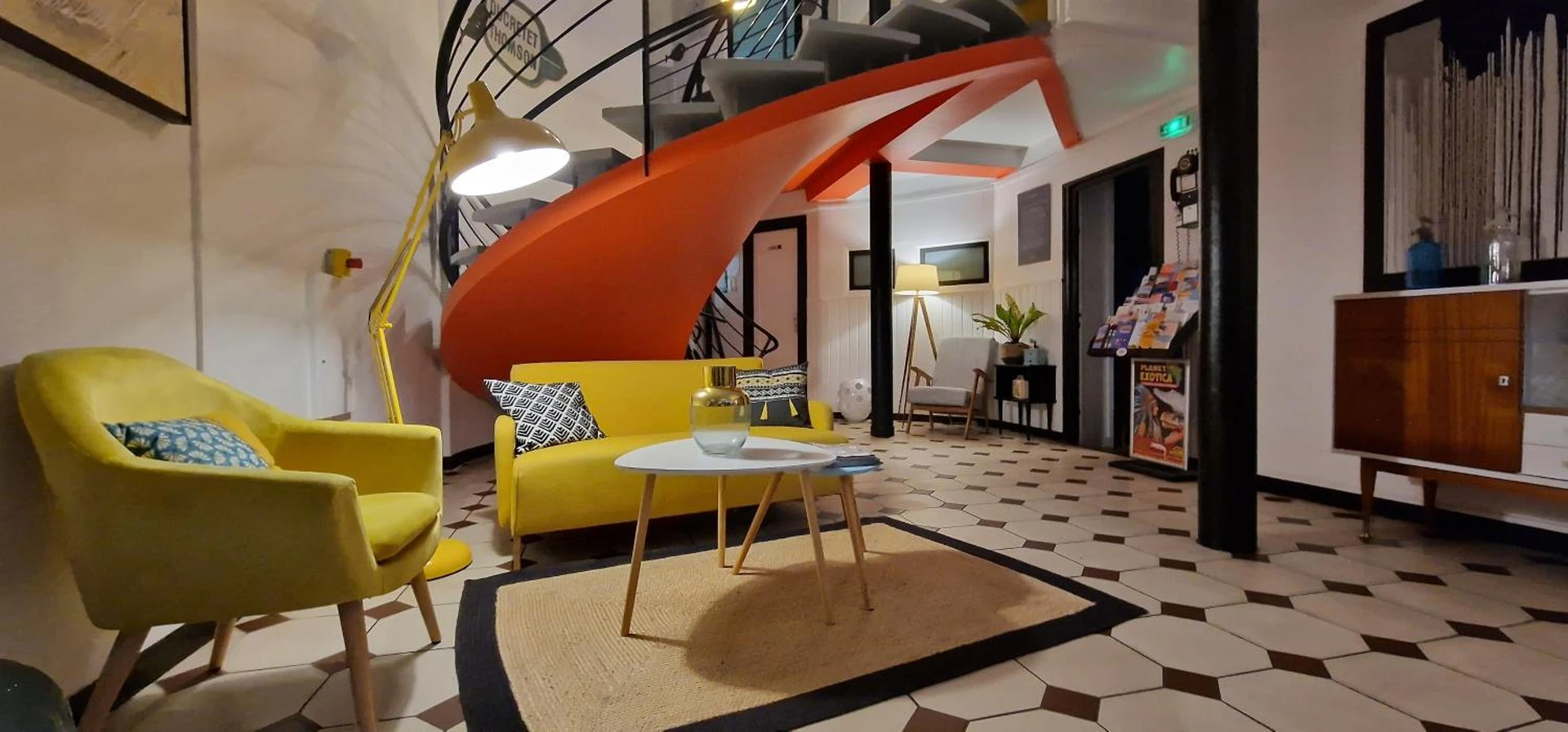 Salle de séminaire à Hôtel La Croisette & Restaurant Bistrot Gantier en centre ville - Organiser un événement professionnel à Royan