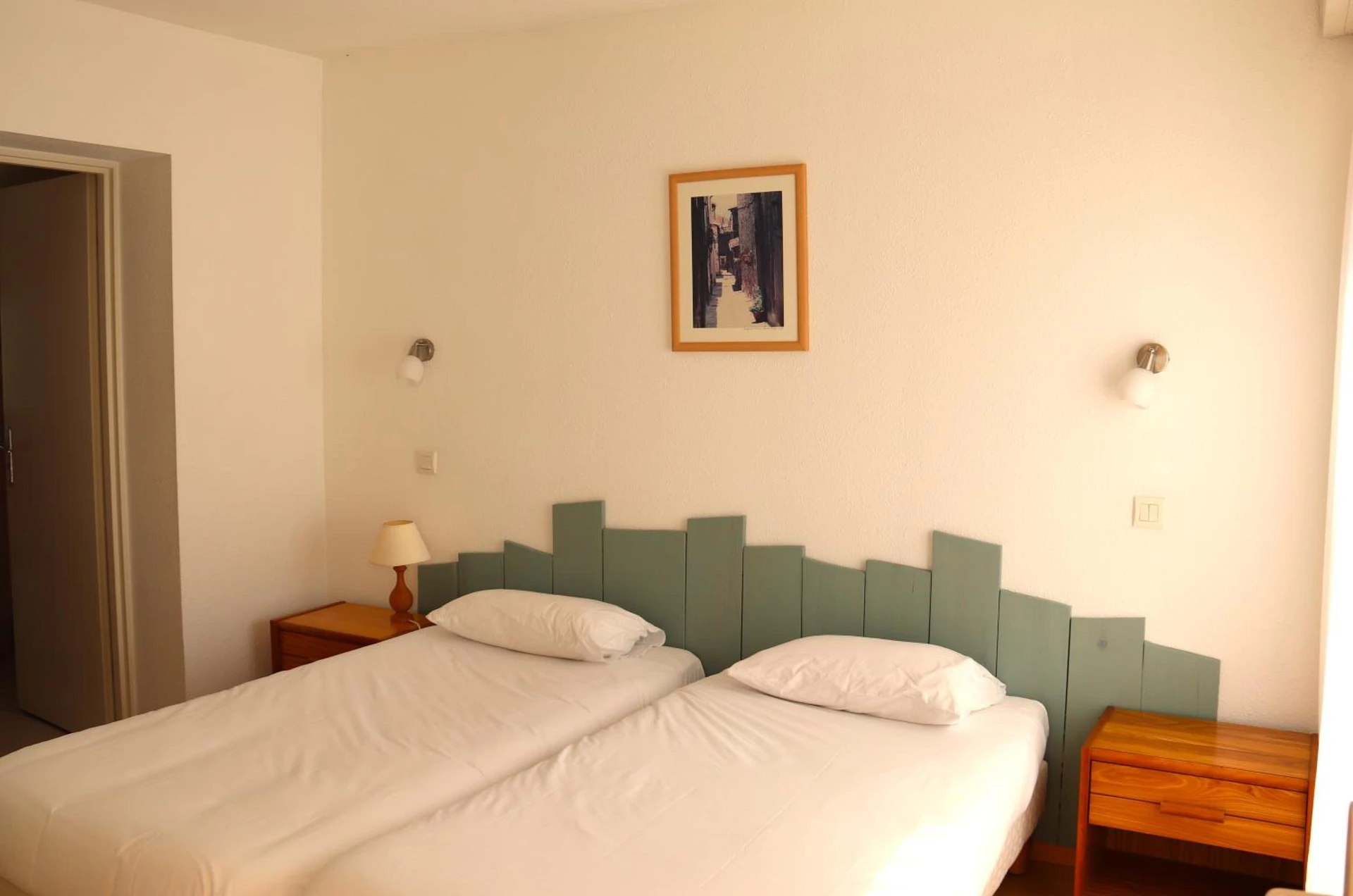 Chambre disponible pour un séminaire d'entreprise à Hotel Restaurant La Dame du Lac - Monflanquin