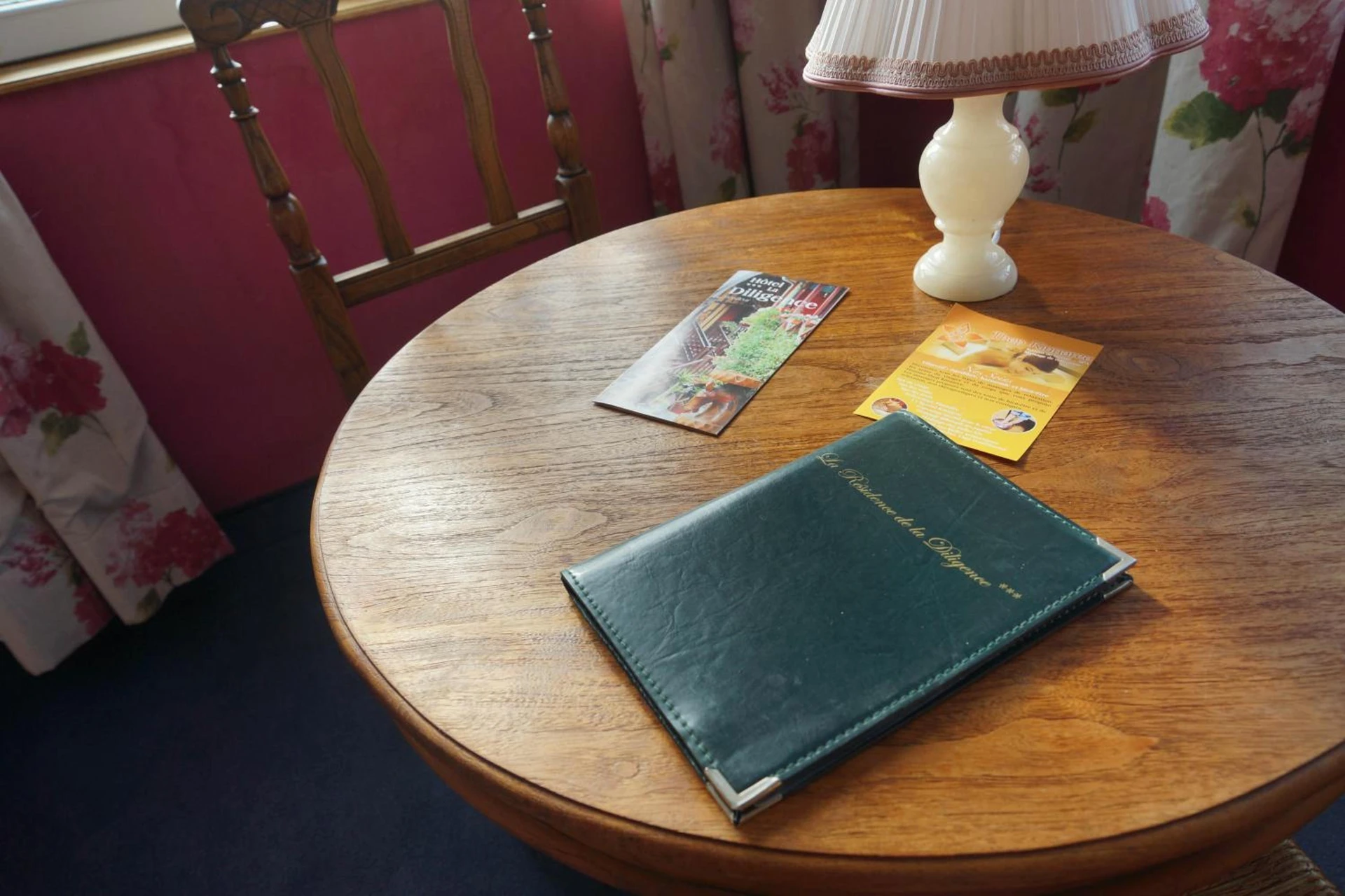 Magnifique chambre pour un séminaire d'entreprise à Hotel La Diligence - Honfleur