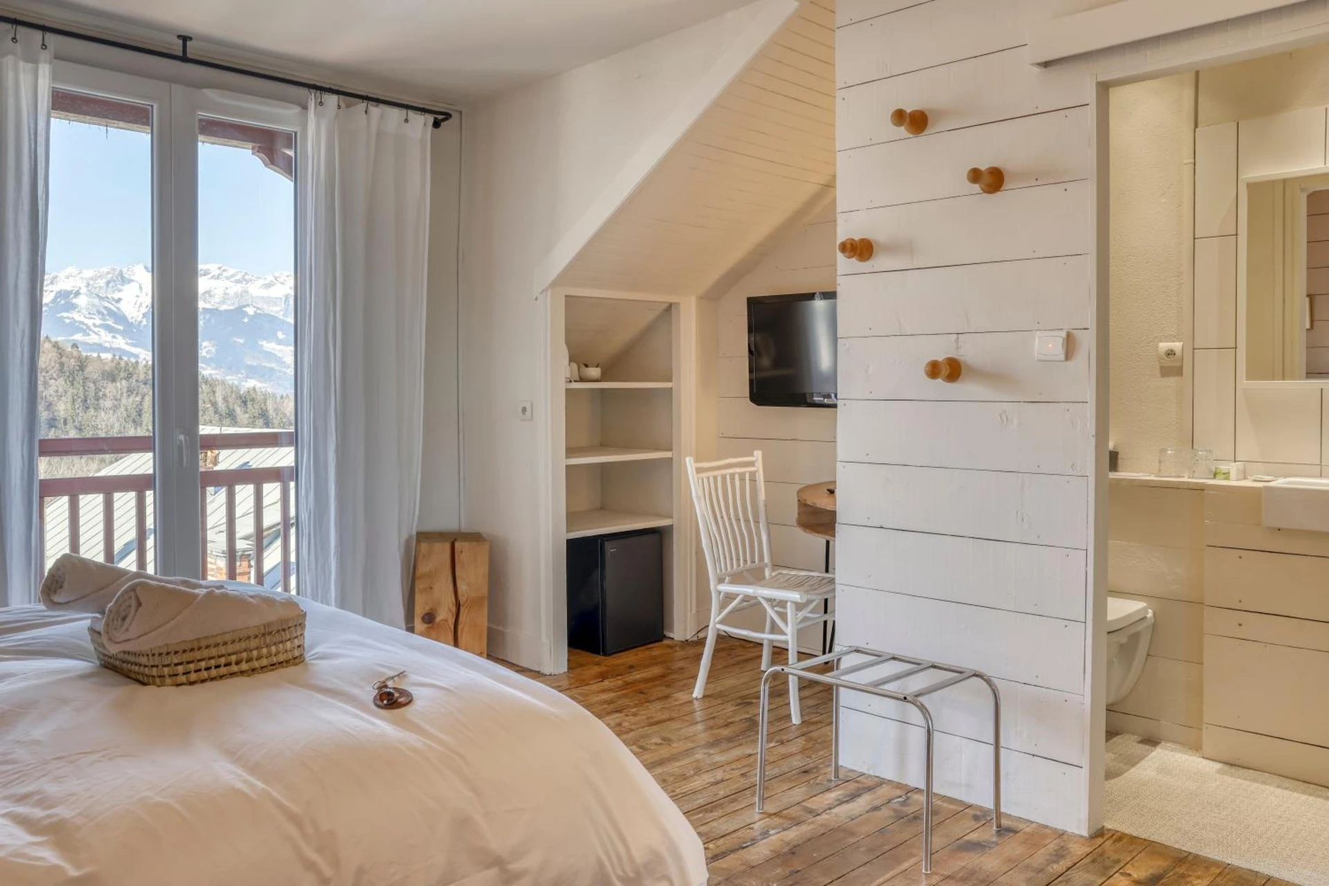 Magnifique chambre pour un séminaire d'entreprise à Chalet Hotel La Féline Blanche - Saint-Gervais-les-Bains