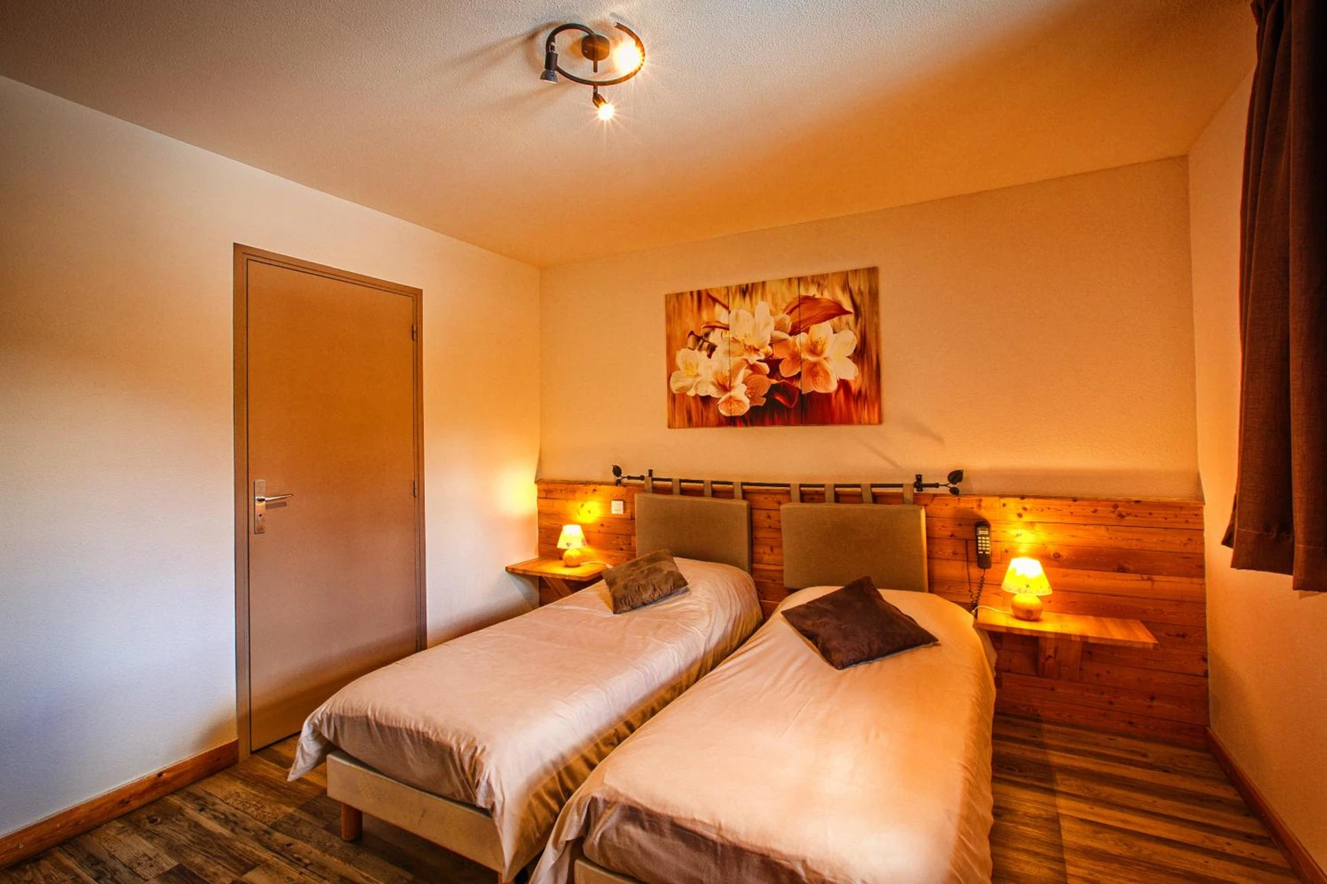 Chambre disponible pour un séminaire d'entreprise à Hôtel & Spa La Ferme de l'Izoard - Arvieux