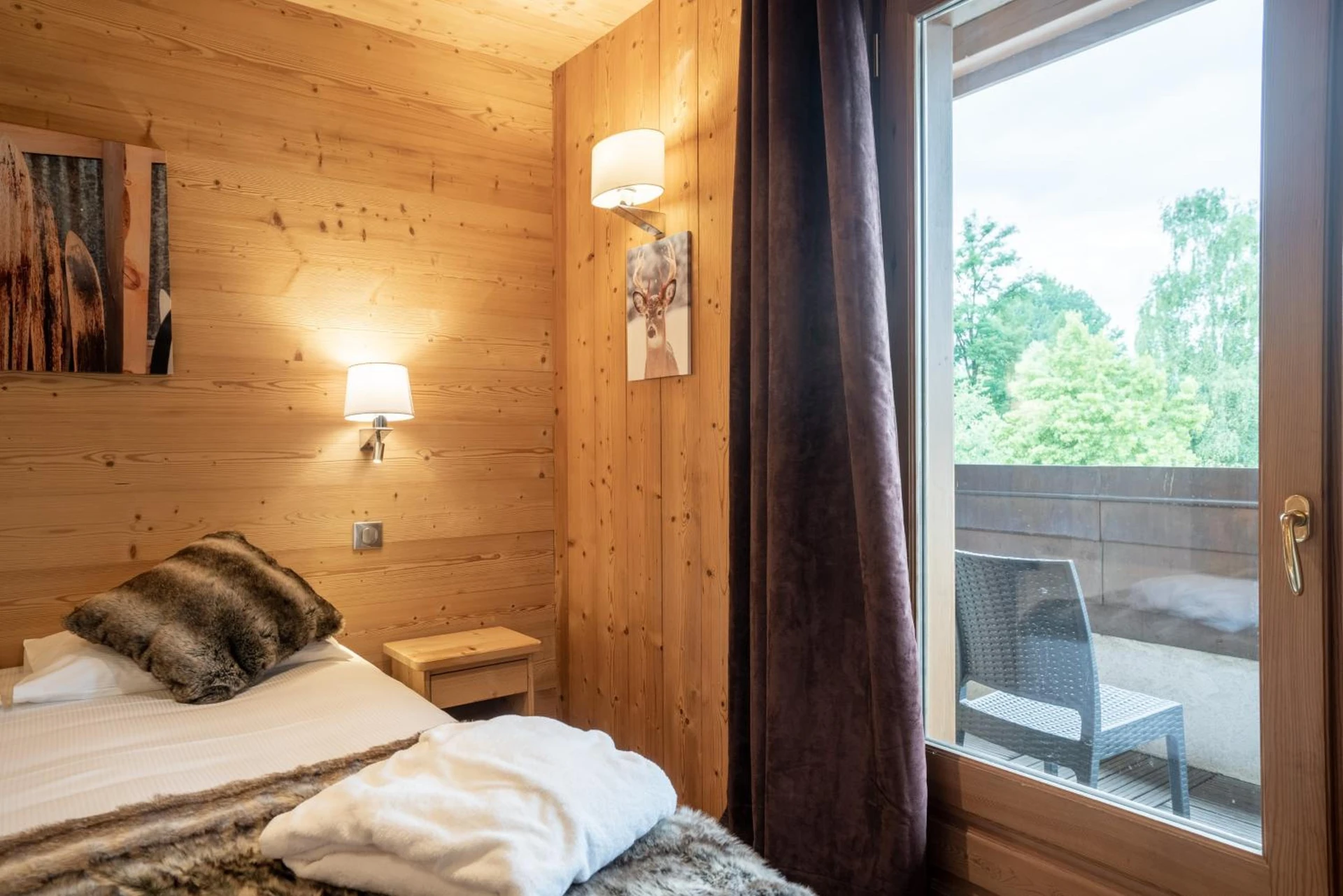 Chambre disponible pour un séminaire d'entreprise à La Ferme Du Lac - Thyez