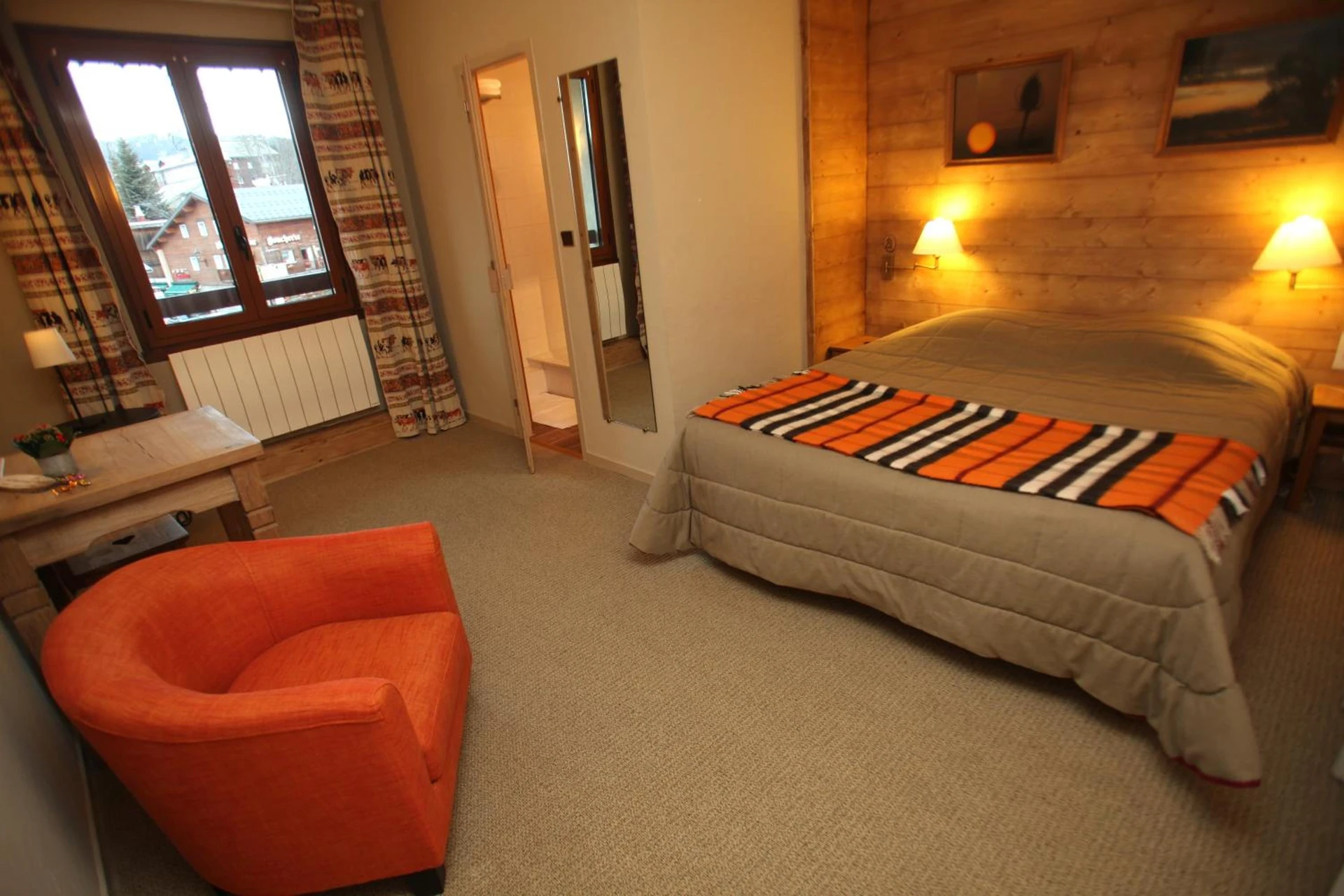 Chambre disponible pour un séminaire d'entreprise à Hôtel Restaurant La Ferme du Père François - Les Rousses
