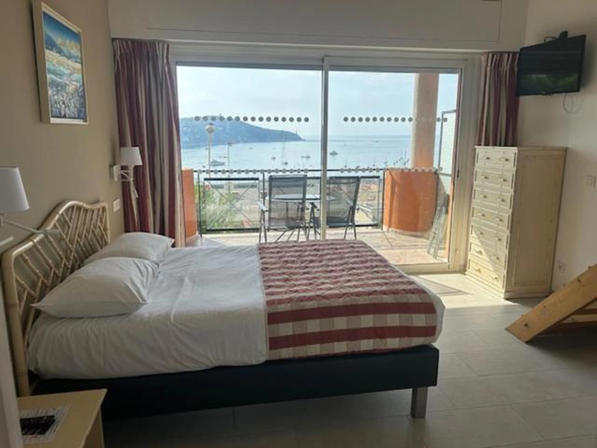 Organiser un séminaire d'entreprise : Hôtel La Flore à villefranche-sur-mer