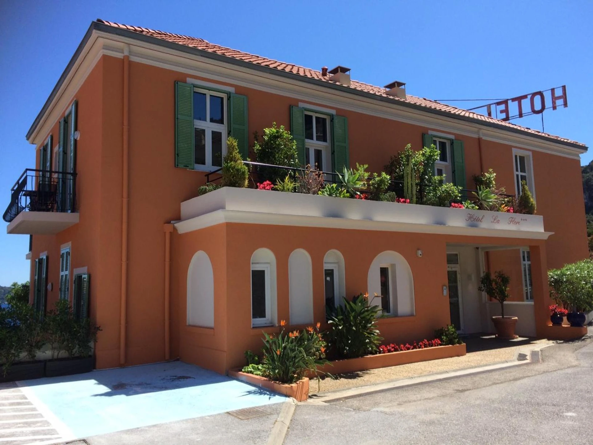 Organiser un séminaire d'entreprise : Hôtel La Flore à villefranche-sur-mer