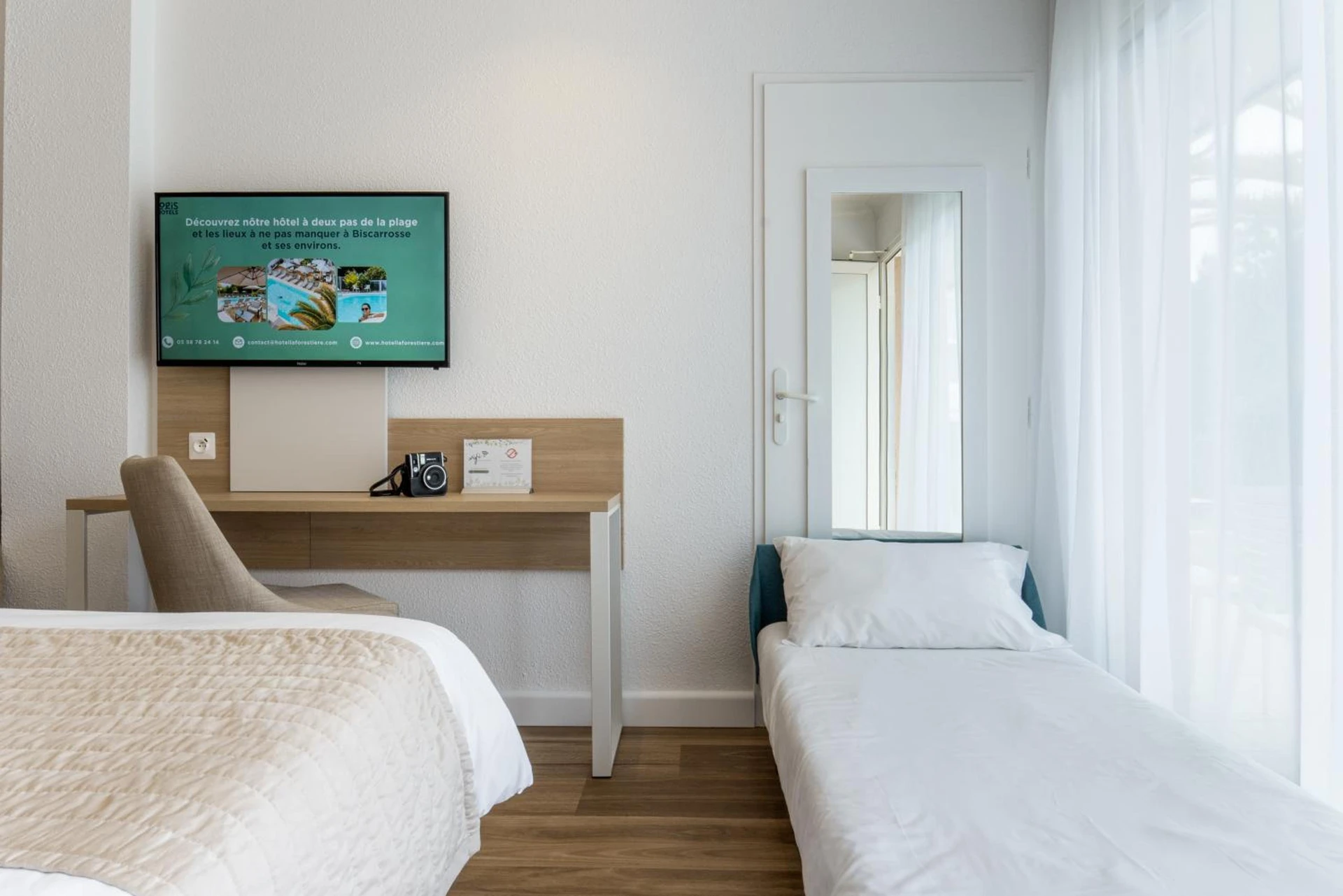 Magnifique chambre pour un séminaire d'entreprise à Hôtel Restaurant La Forestière - Biscarrosse-Plage