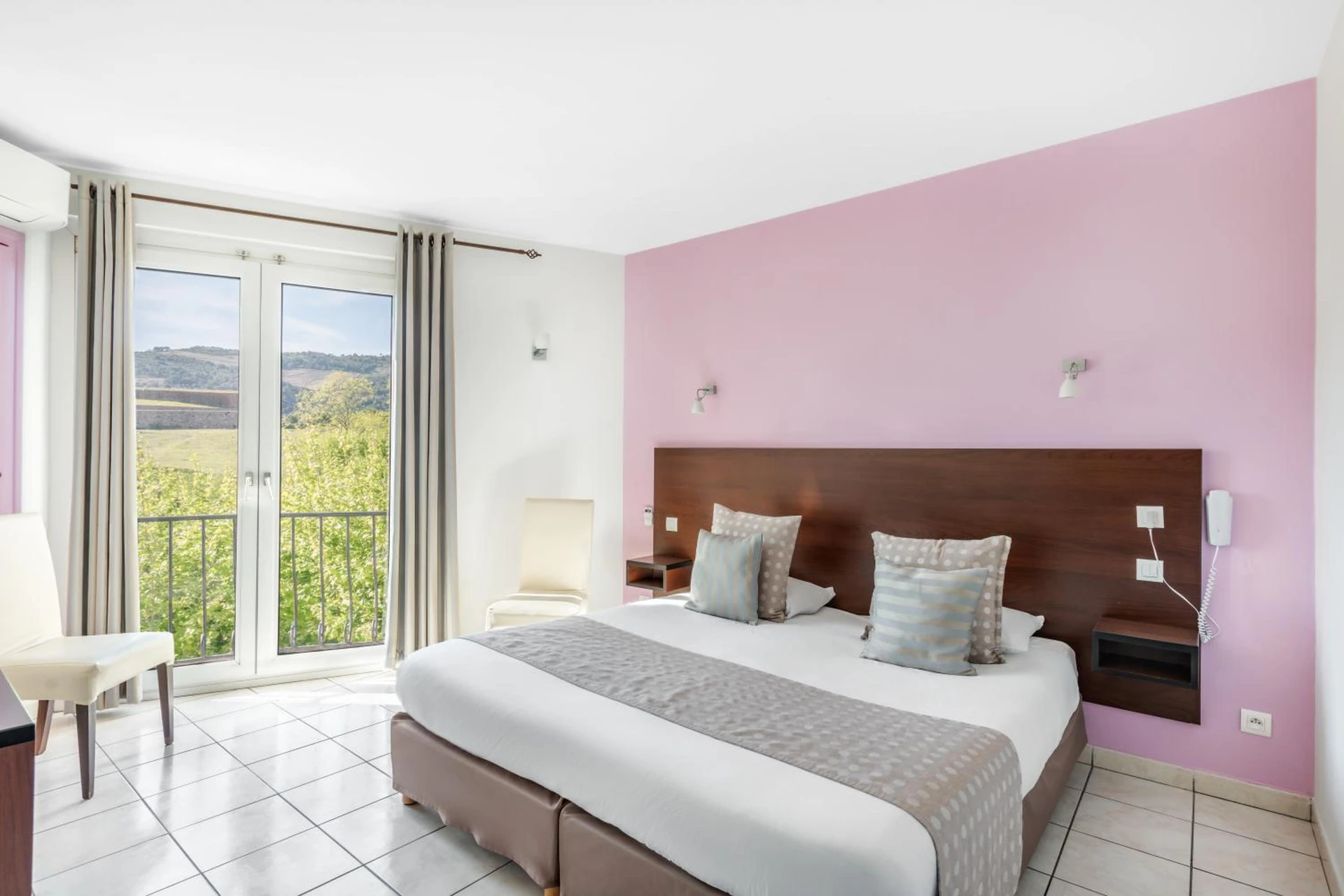Chambre disponible pour un séminaire d'entreprise à La Frégate - Collioure
